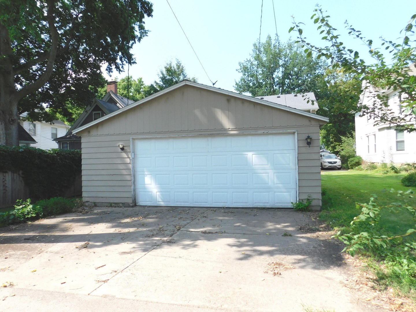1409 Ottawa Avenue Property Photo 32