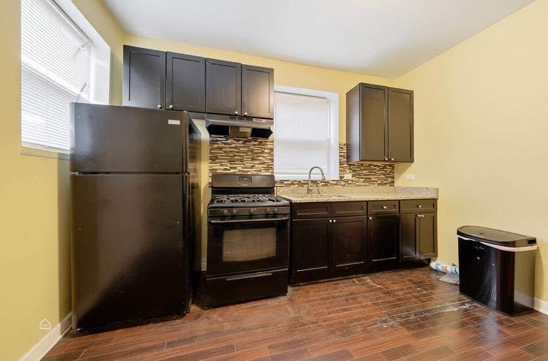 8125 S Evans Avenue Property Photo 8