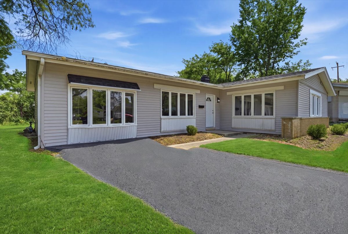 731 Enterprise Court Property Photo 1