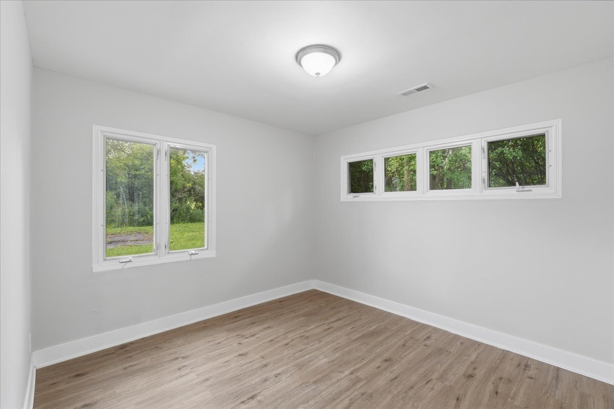 731 Enterprise Court Property Photo 16