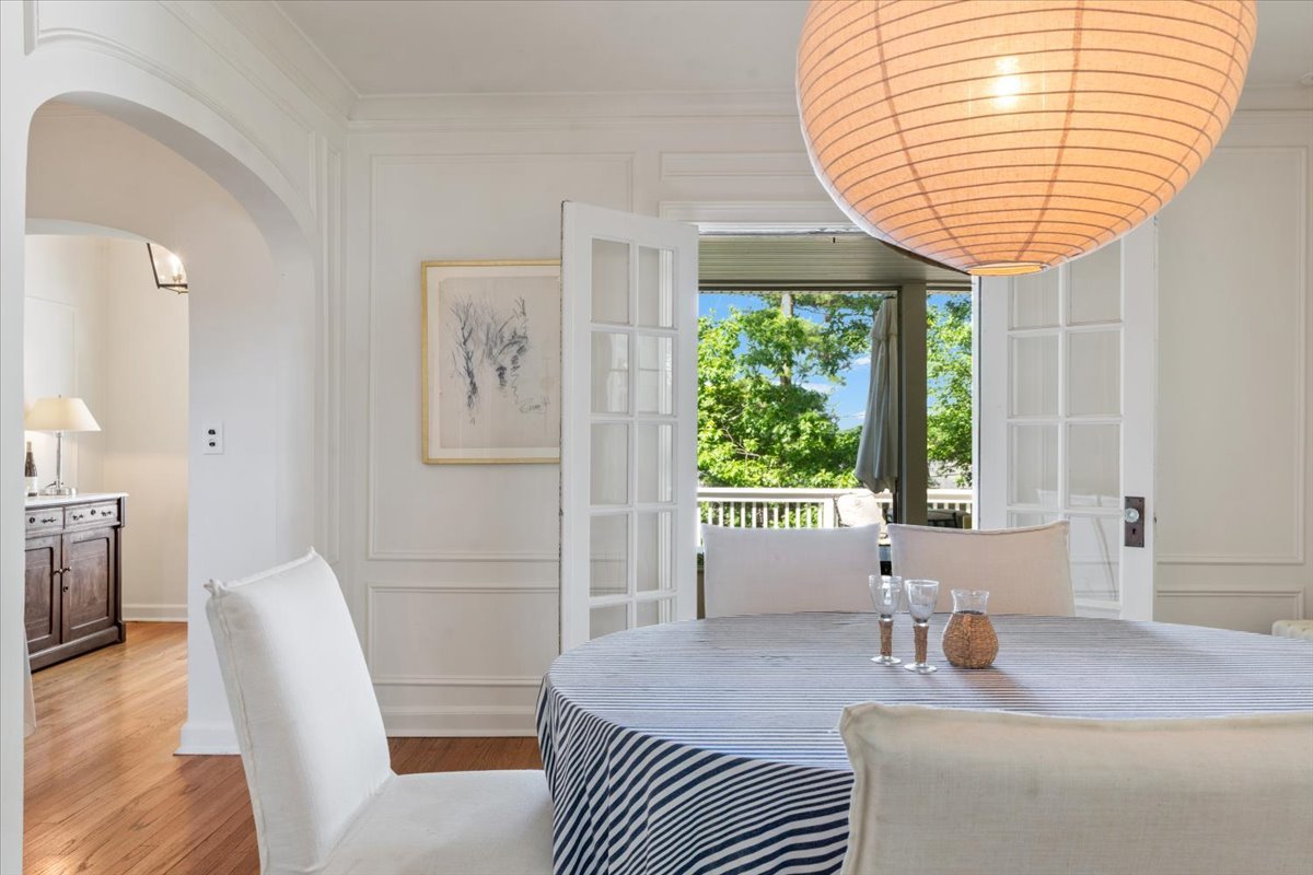 650 Green Bay Road Property Photo 11