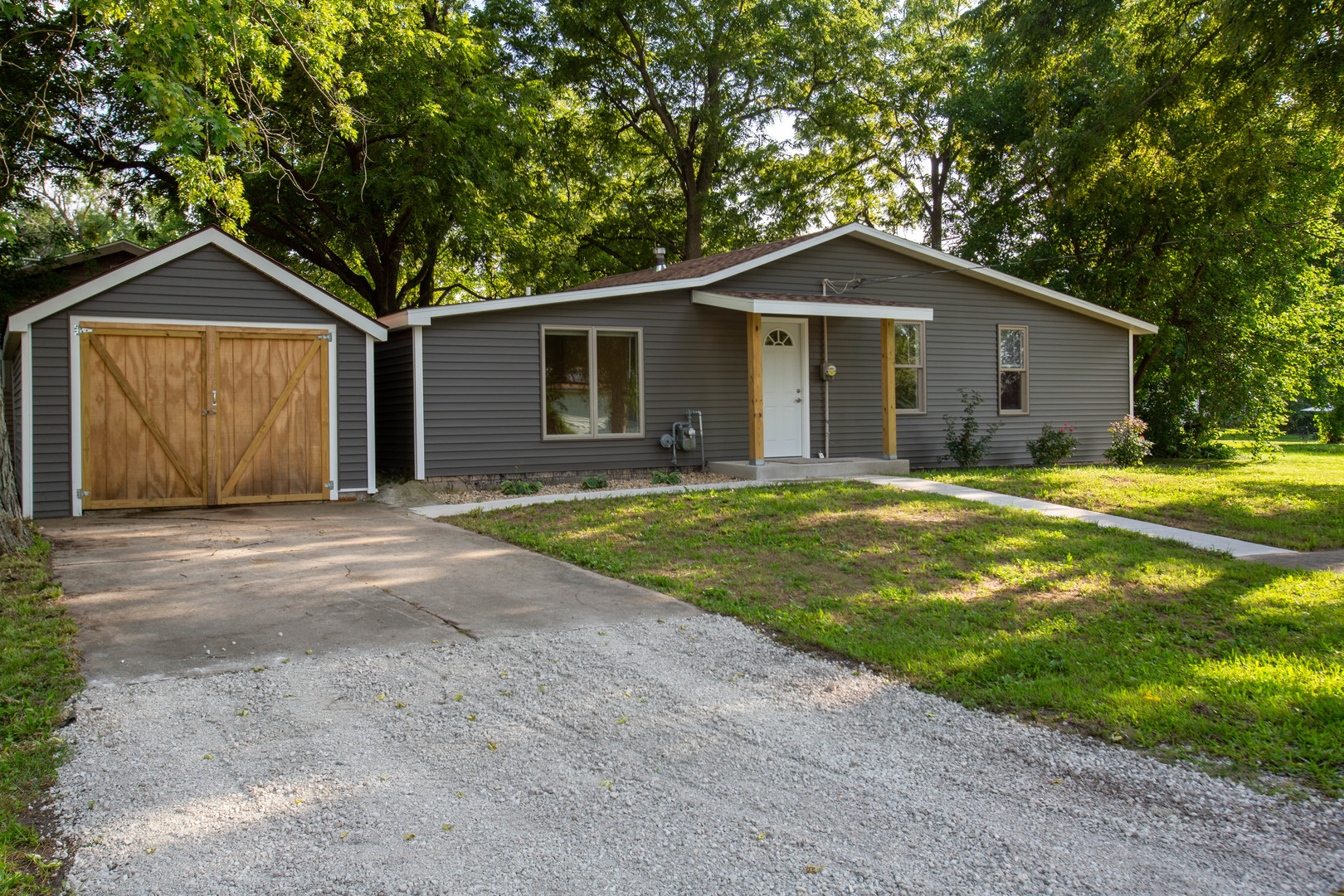 117 Clark Street Property Photo 1