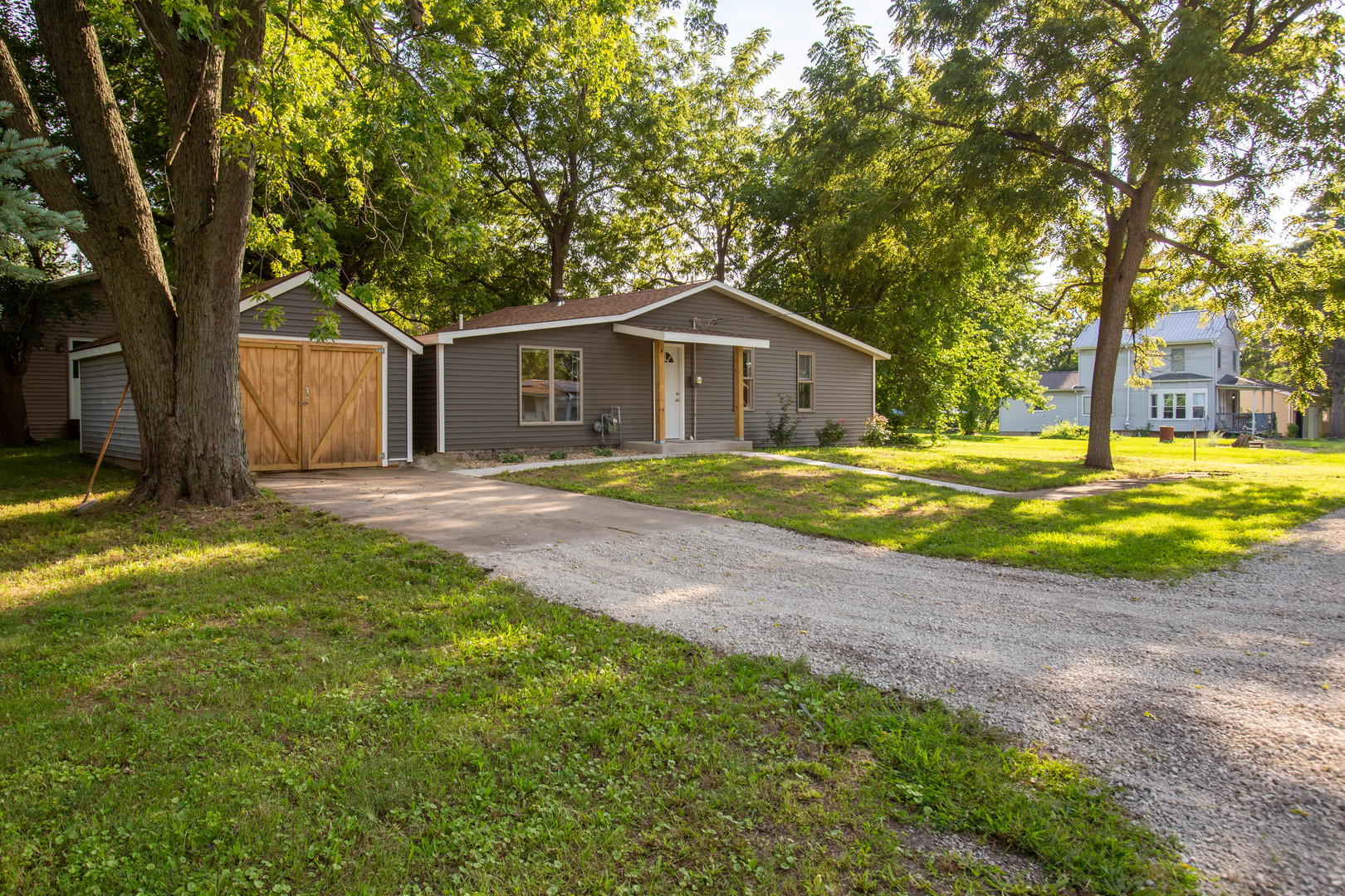 117 Clark Street Property Photo 18