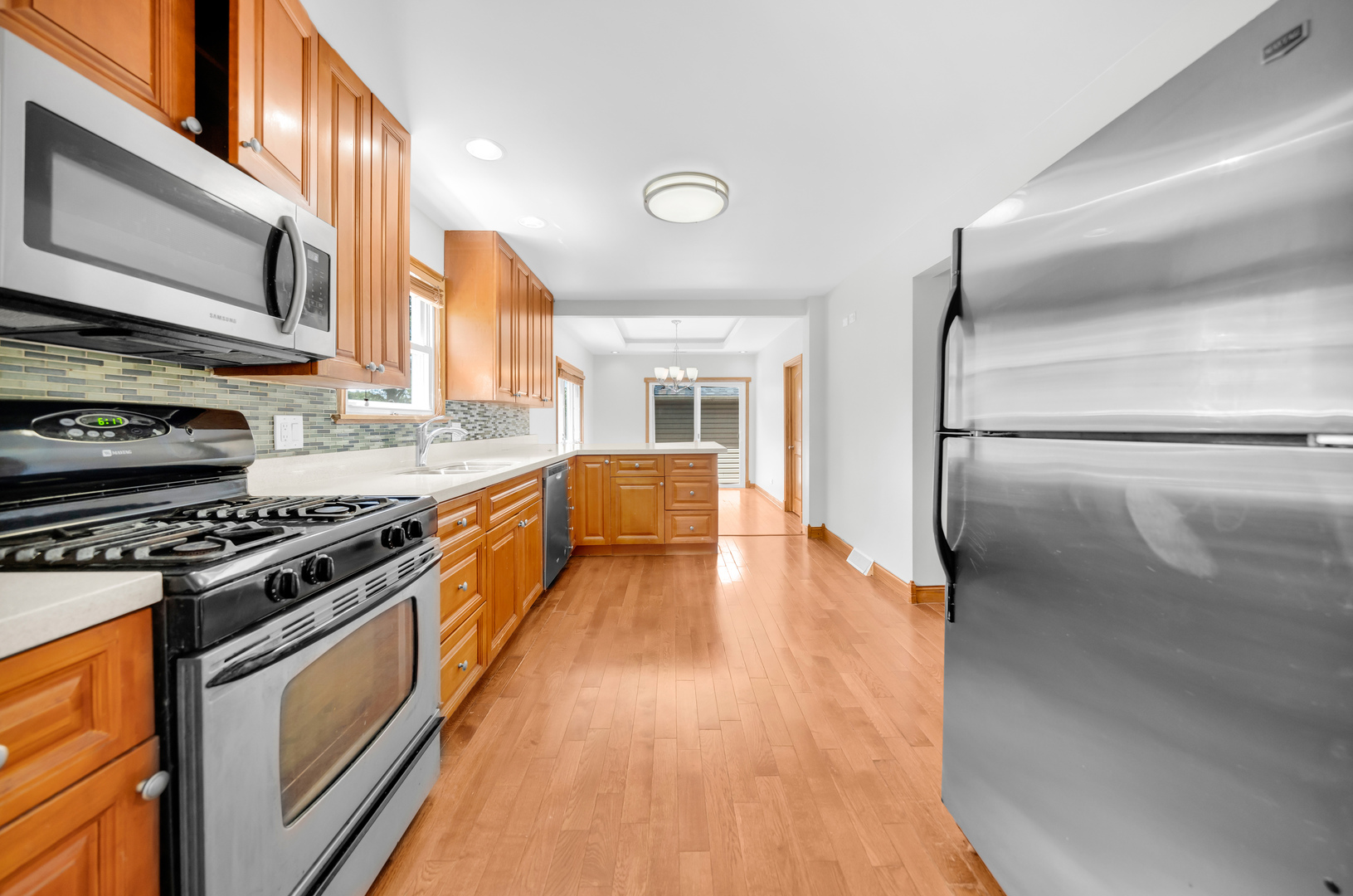1446 Everett Avenue Property Photo 16