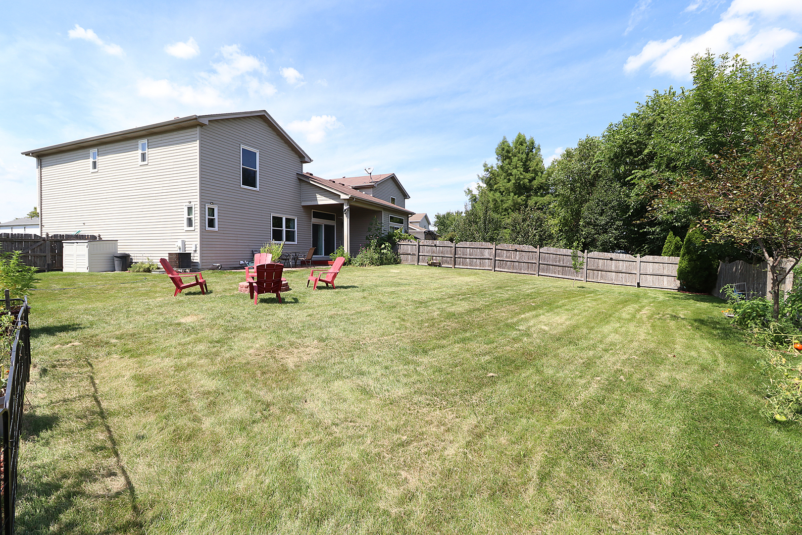2204 Hollister Court Property Photo 2