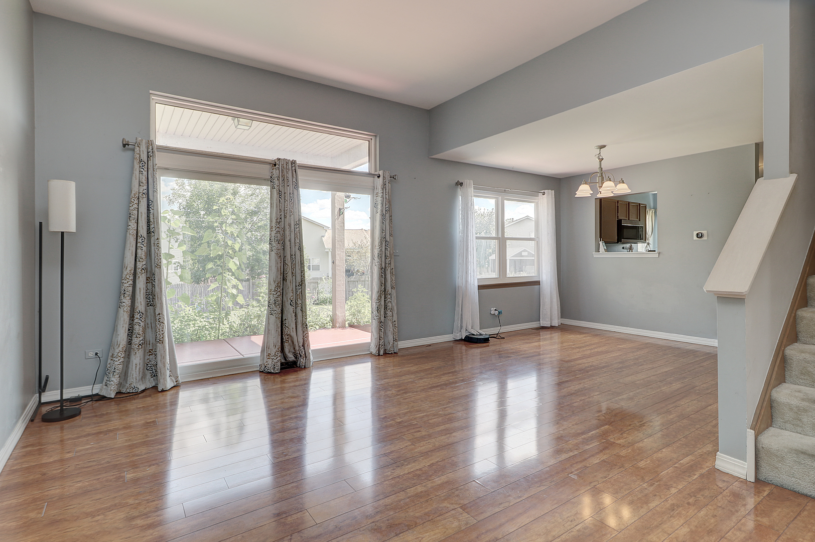 2204 Hollister Court Property Photo 3