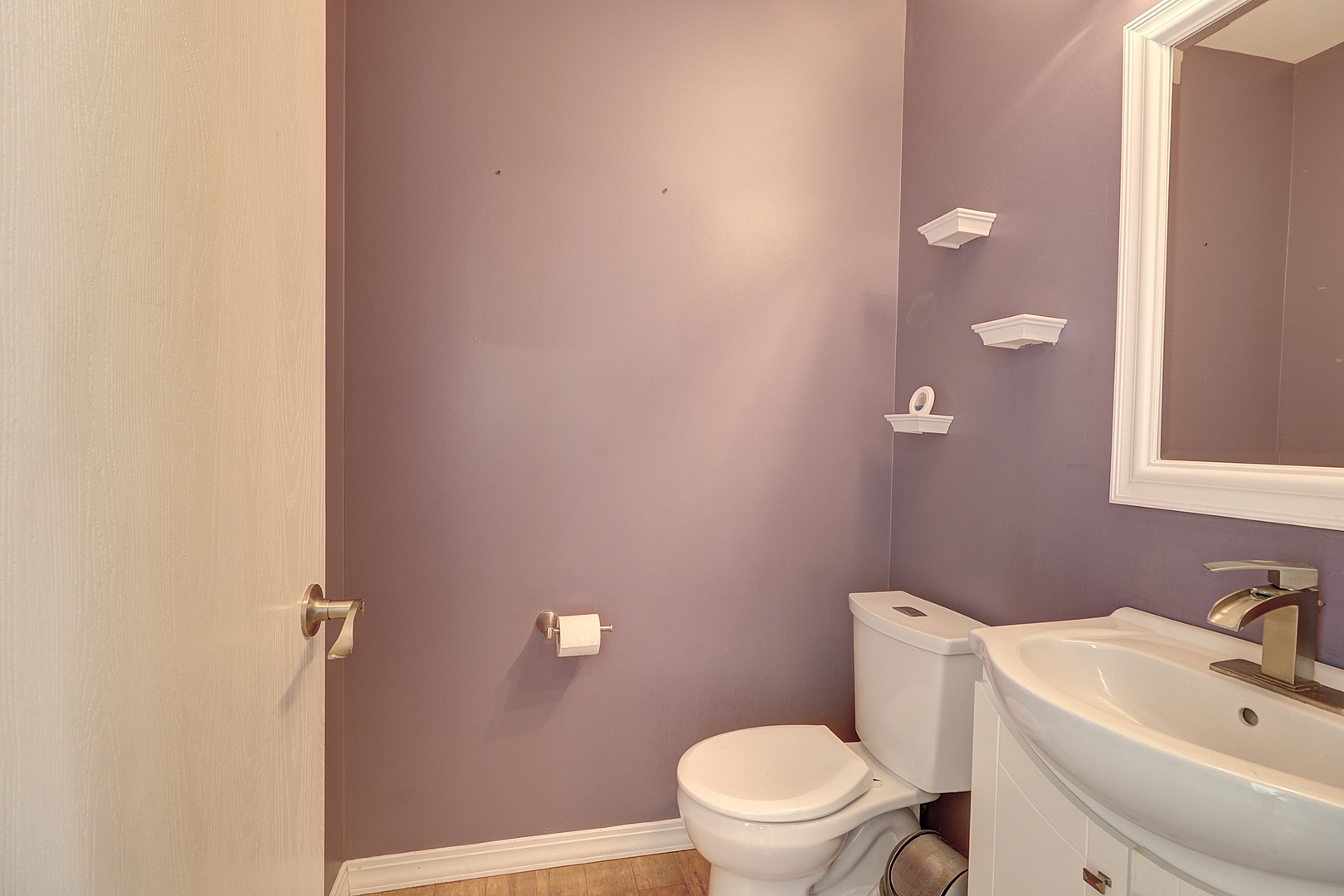 2204 Hollister Court Property Photo 13