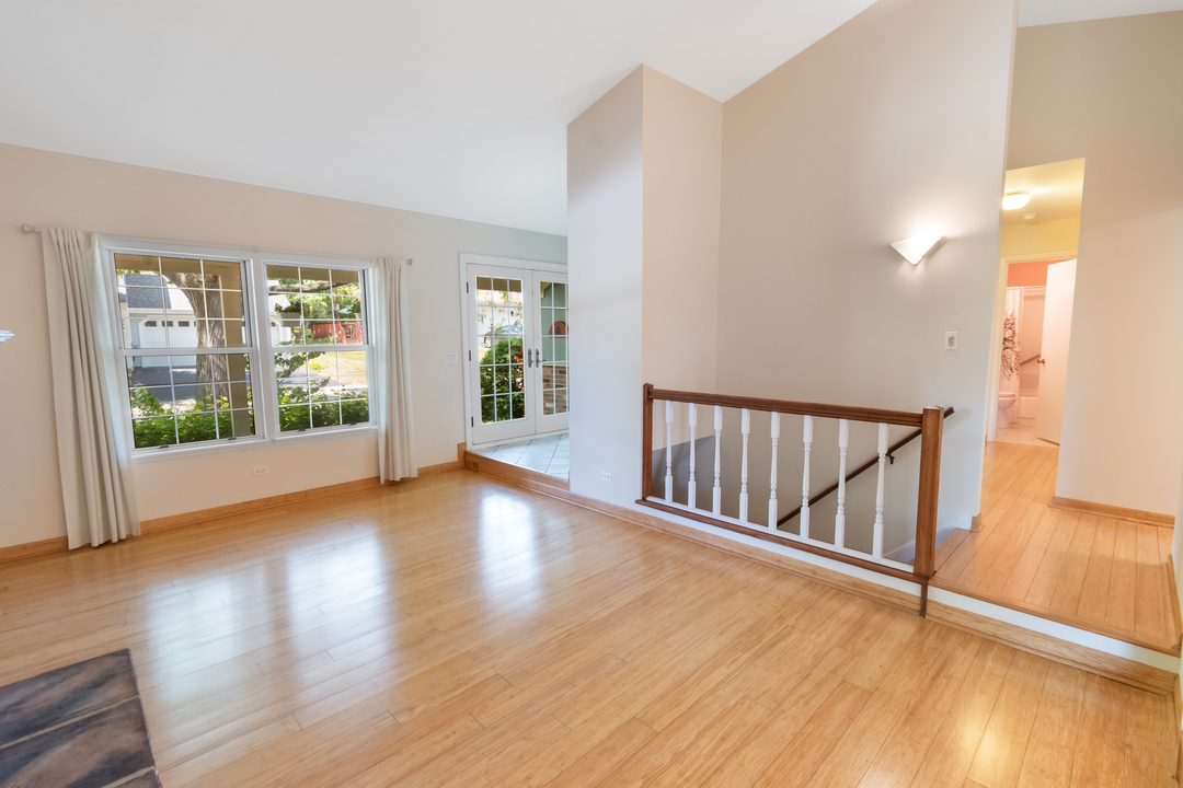 645 Stout Court Property Photo 3