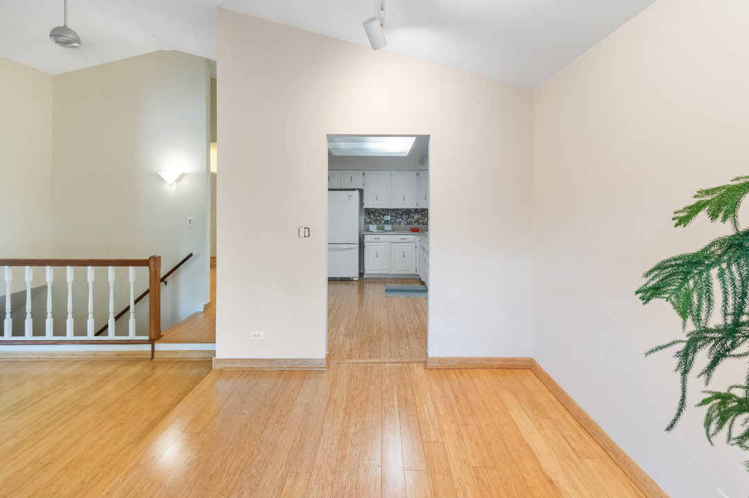 645 Stout Court Property Photo 5