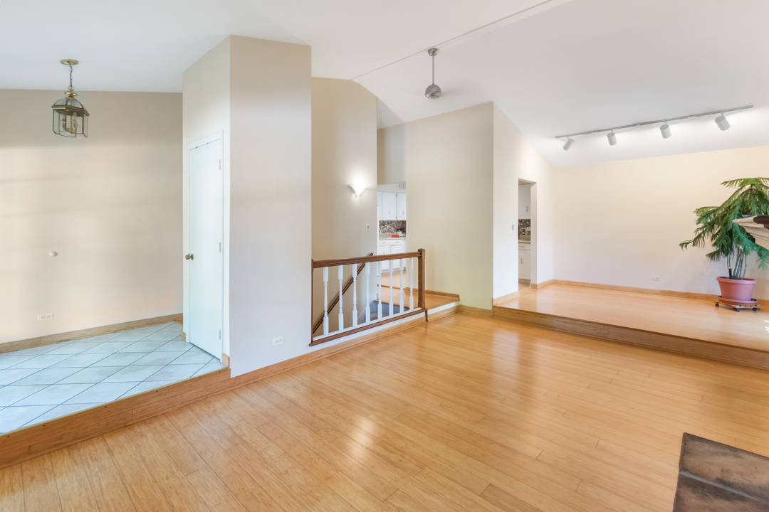 645 Stout Court Property Photo 7
