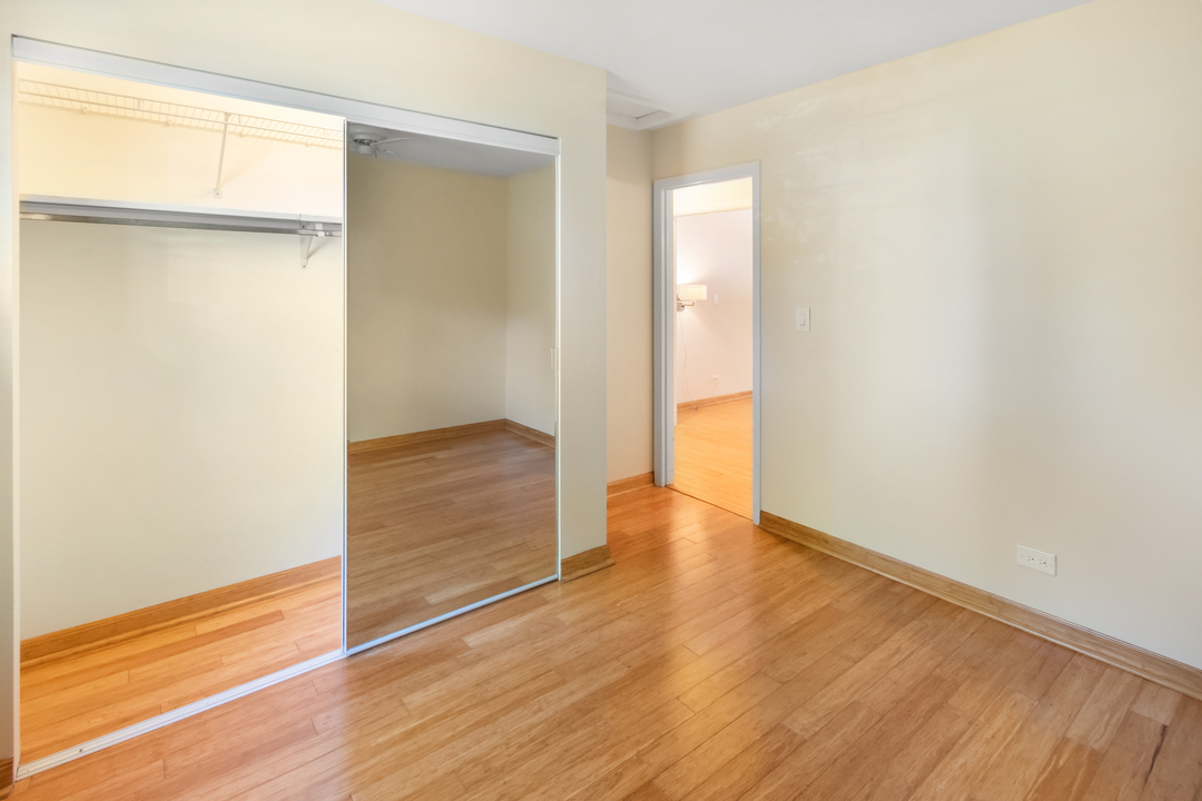 645 Stout Court Property Photo 16