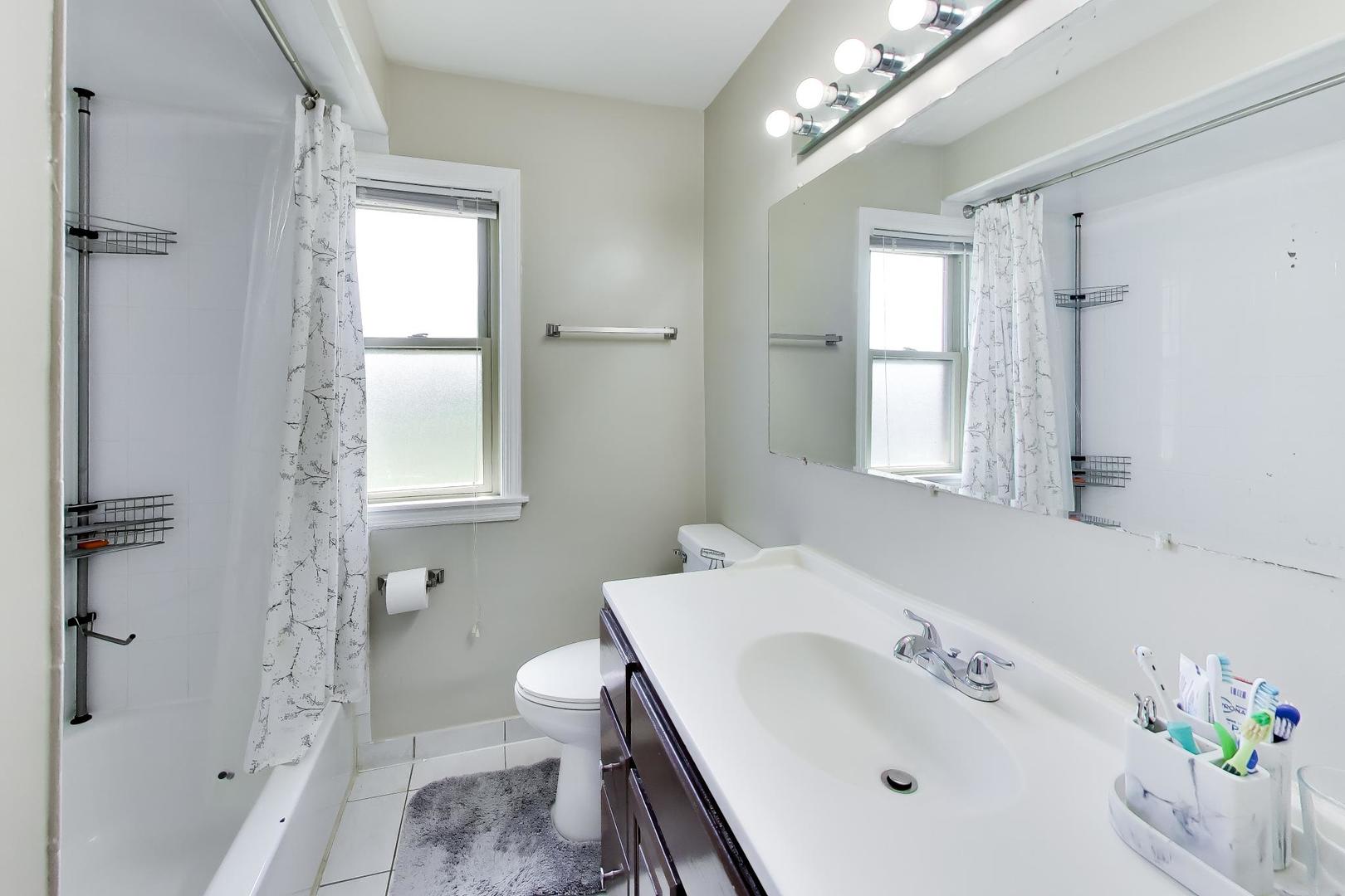341 W Morris Avenue Property Photo 20