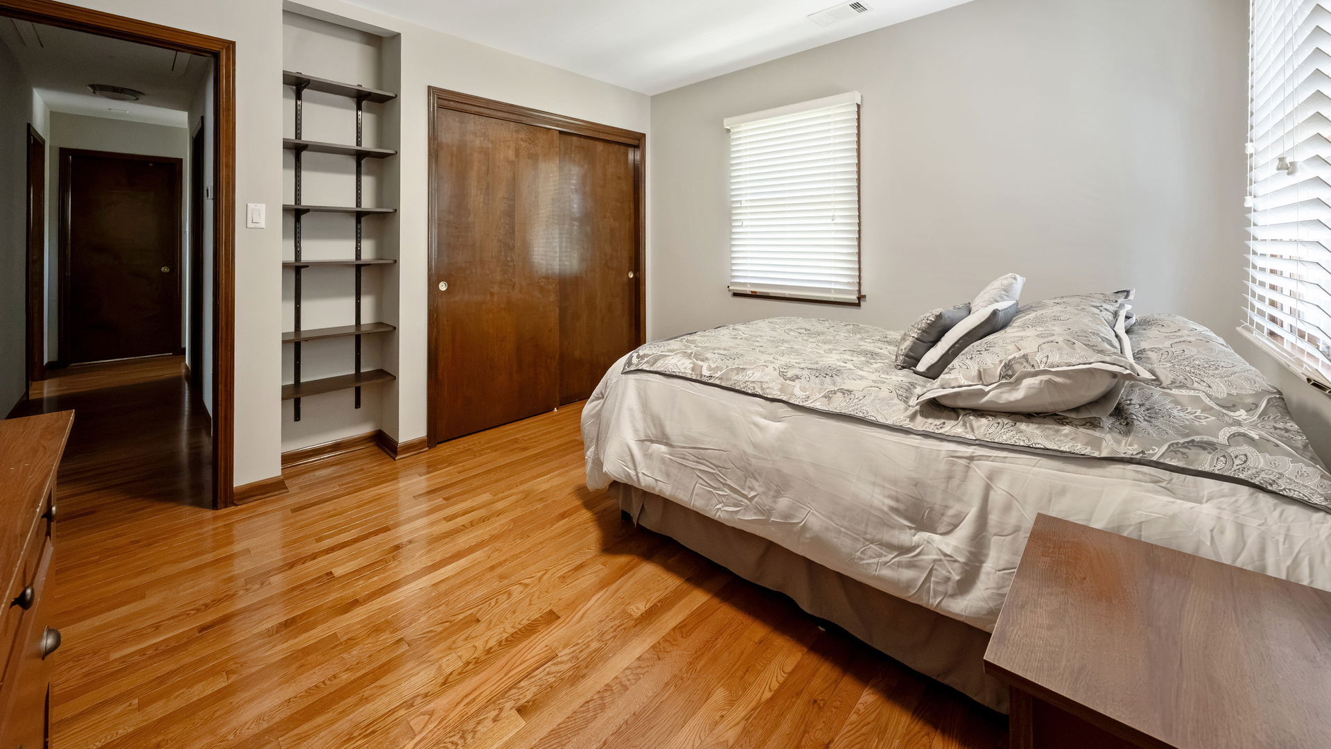 11001 S Ridgeway Avenue Property Photo 19