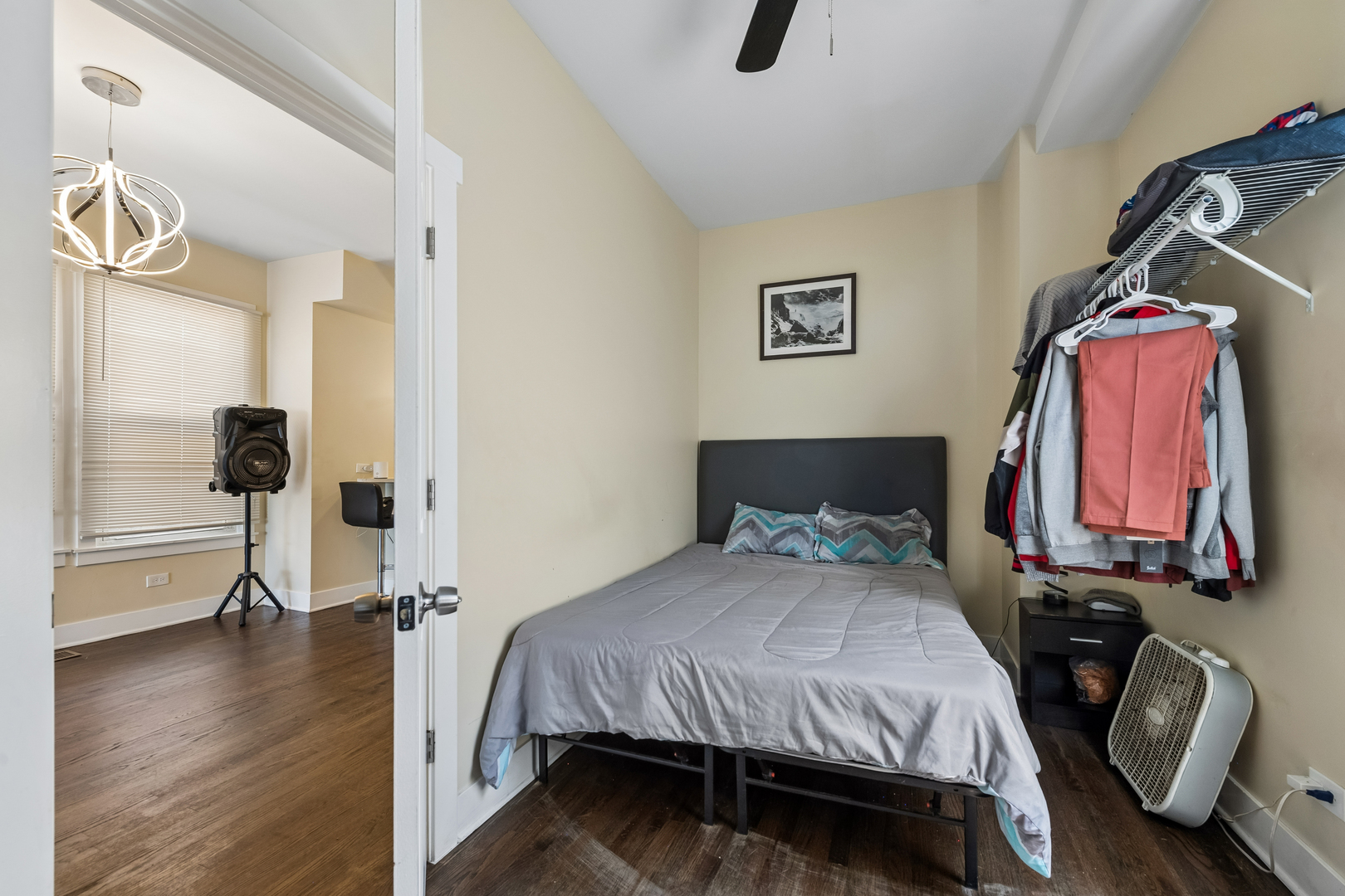 8243 S Halsted Street Property Photo 9