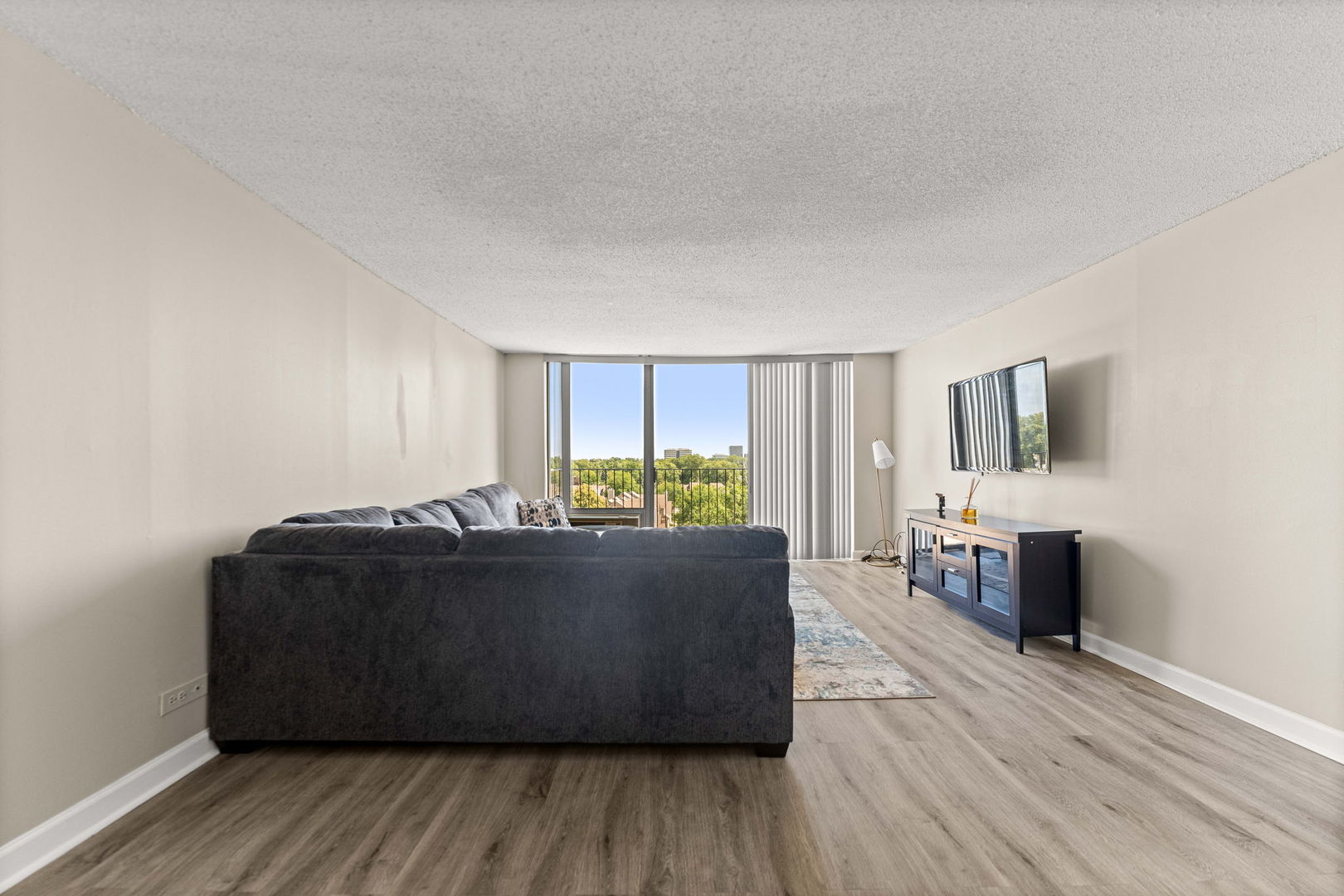 2000 Saint Regis Drive 7d Property Photo 15