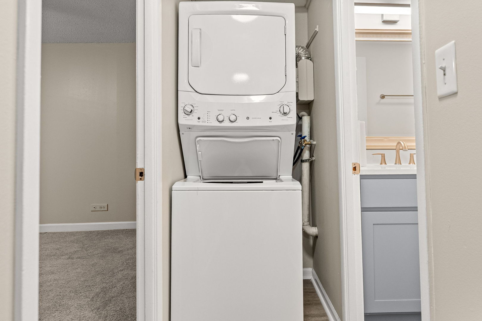 2000 Saint Regis Drive 7d Property Photo 17