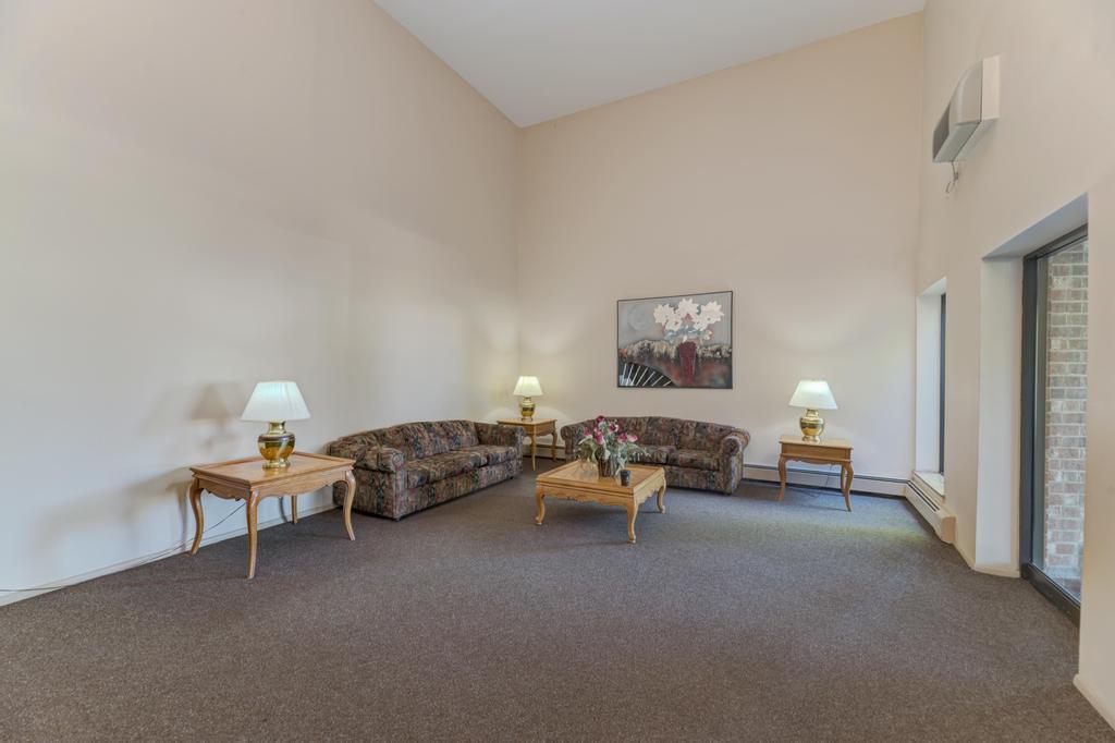 1475 Rebecca Drive 418 Property Photo 4