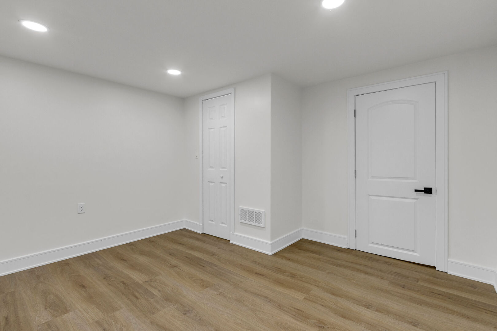 741 Sullivan Road Property Photo 24