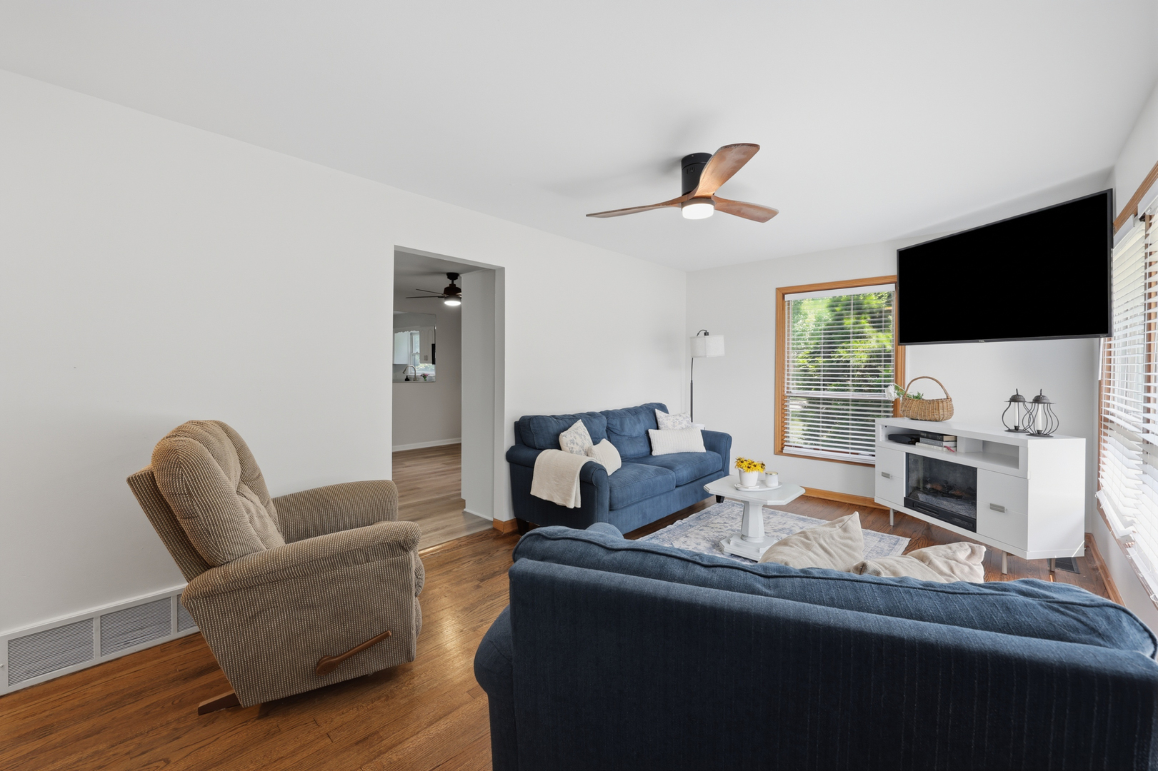 202 Bonnie Brae Avenue Property Photo 3