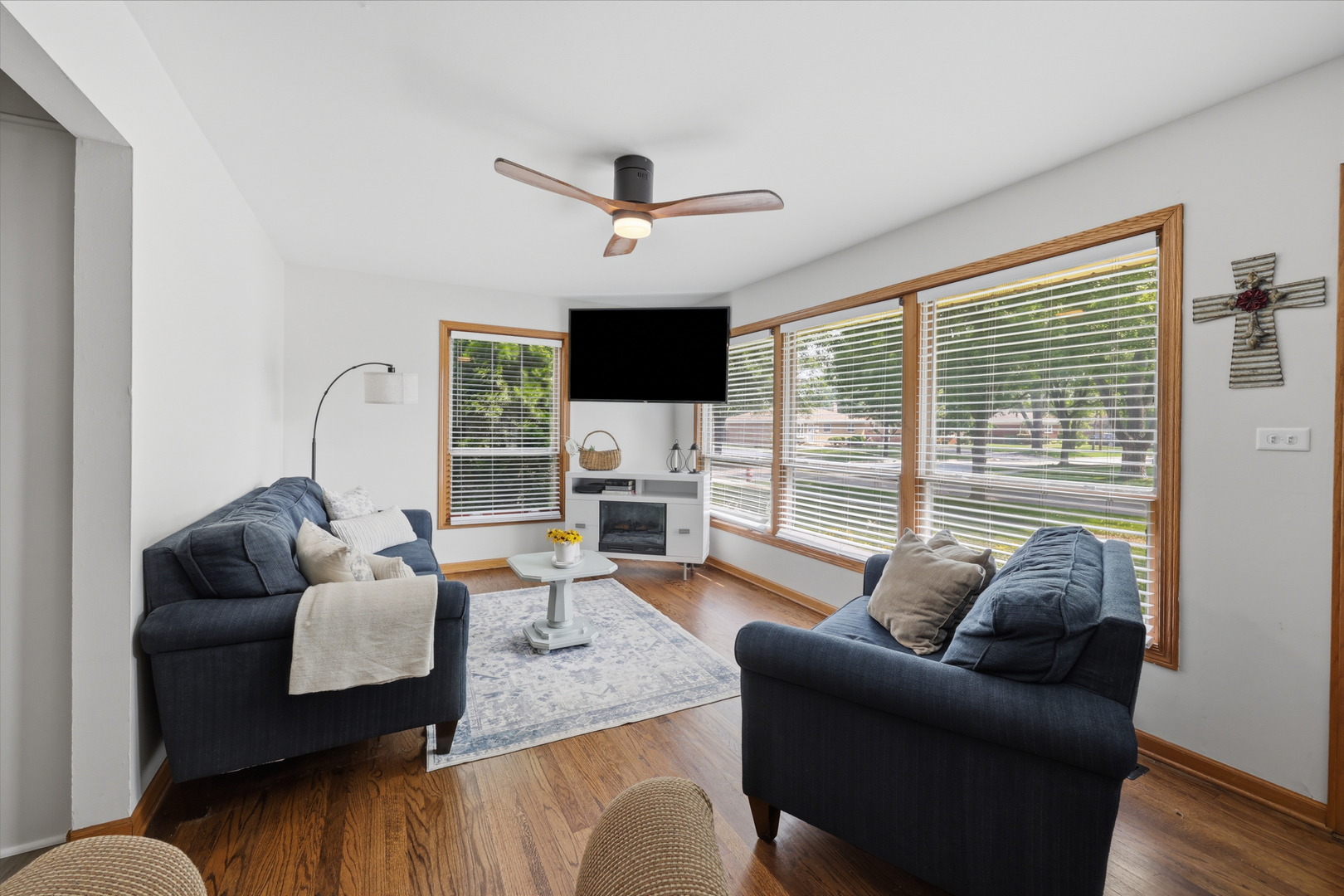 202 Bonnie Brae Avenue Property Photo 4