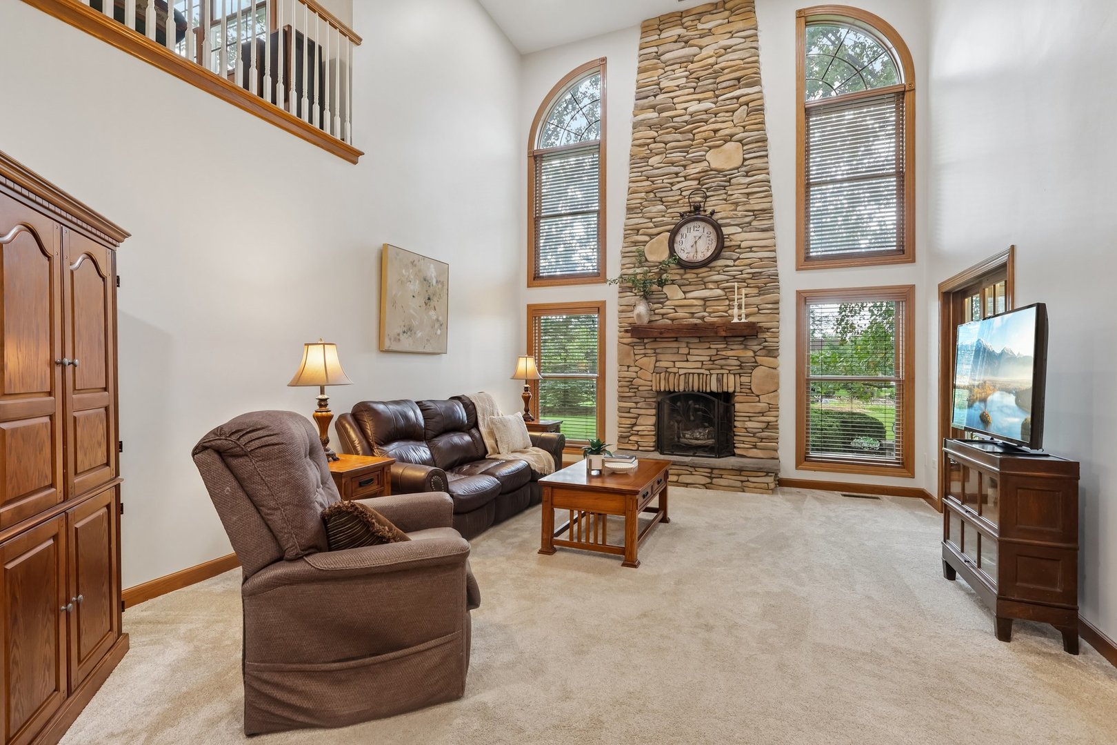 2203 Crystal Way Property Photo 8