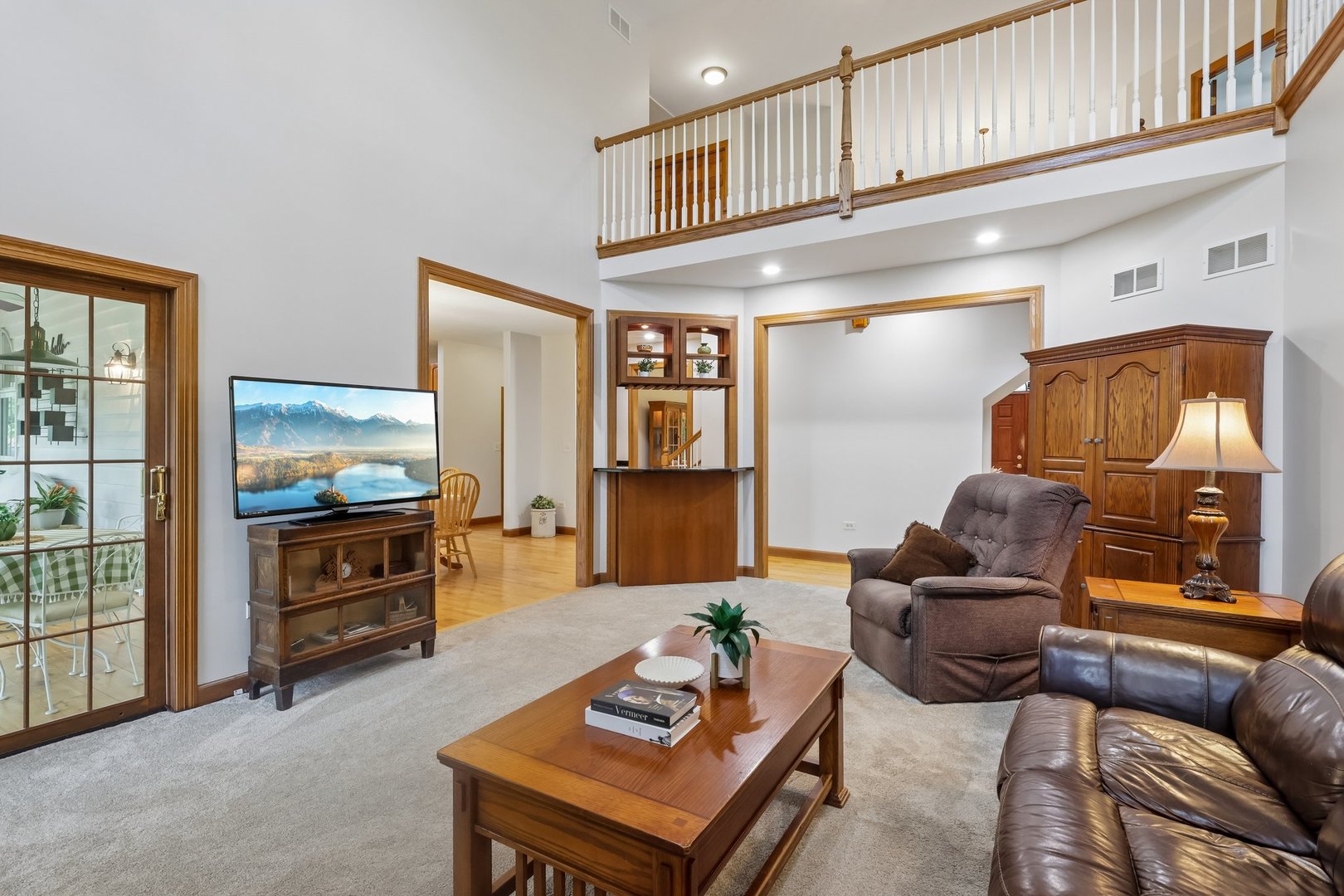 2203 Crystal Way Property Photo 9