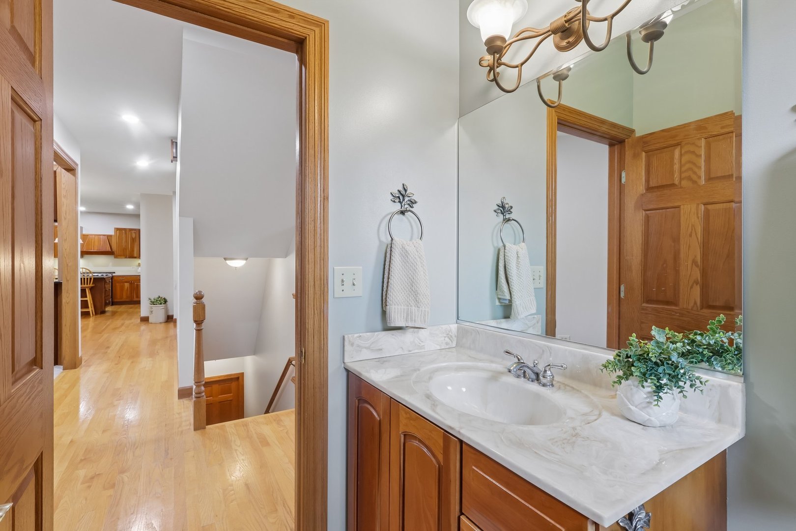 2203 Crystal Way Property Photo 13