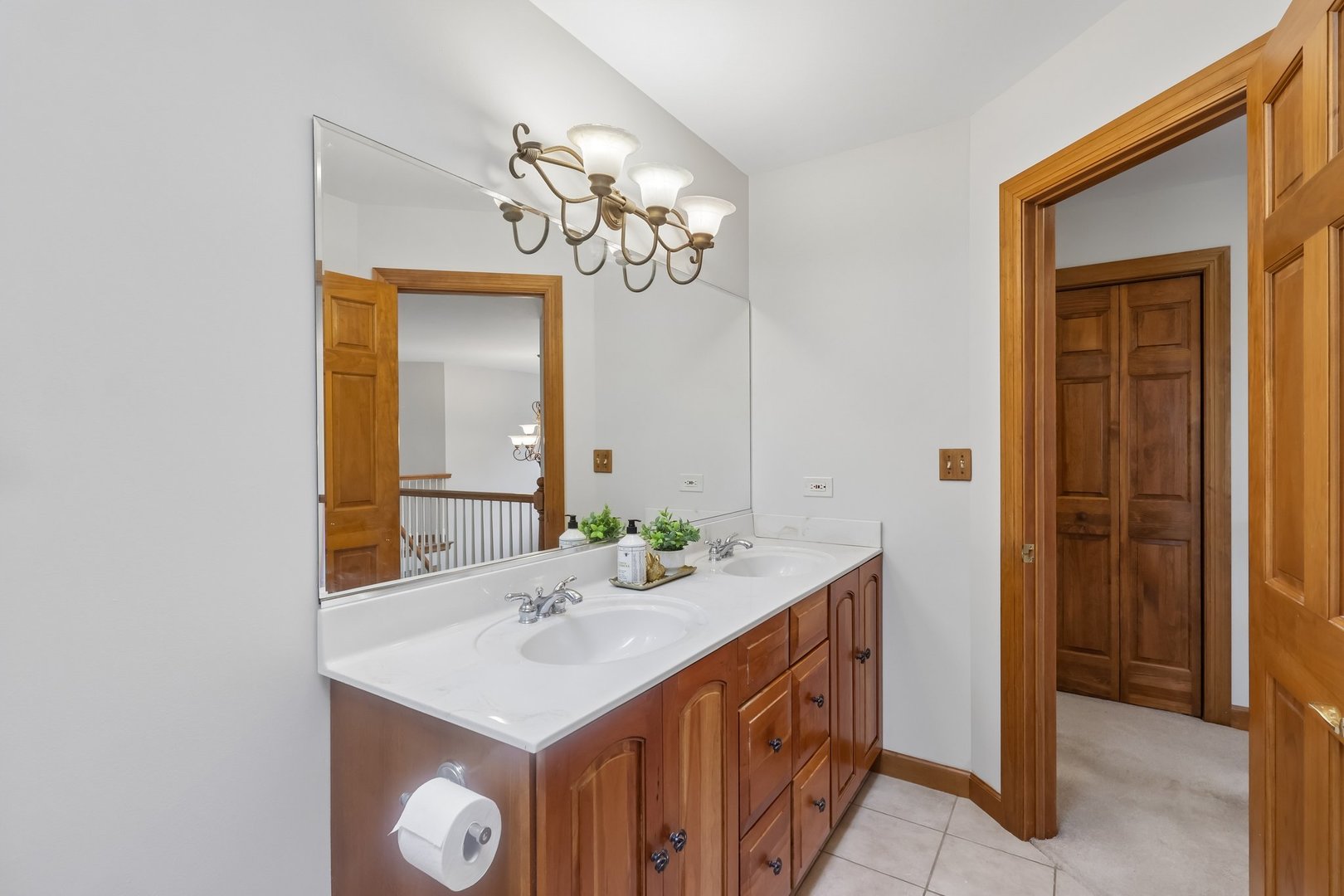 2203 Crystal Way Property Photo 32
