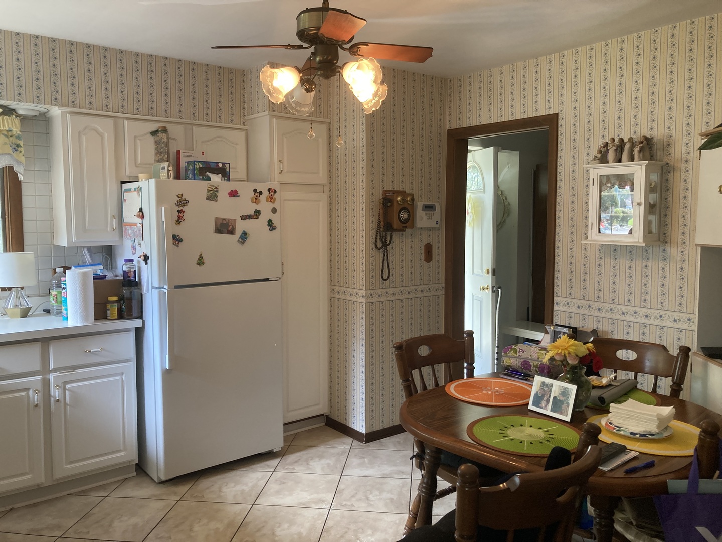 8719 N Oriole Avenue Property Photo 6