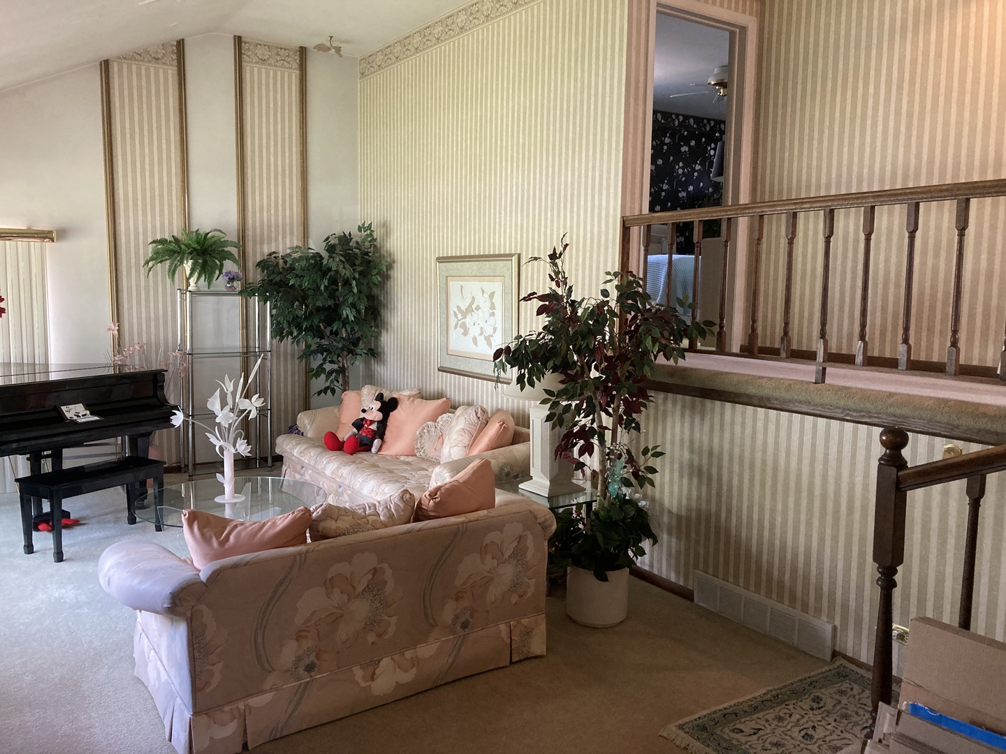 8719 N Oriole Avenue Property Photo 7