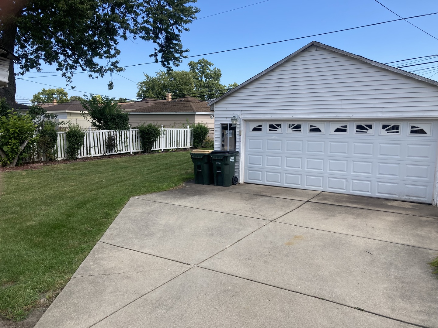 8719 N Oriole Avenue Property Photo 21