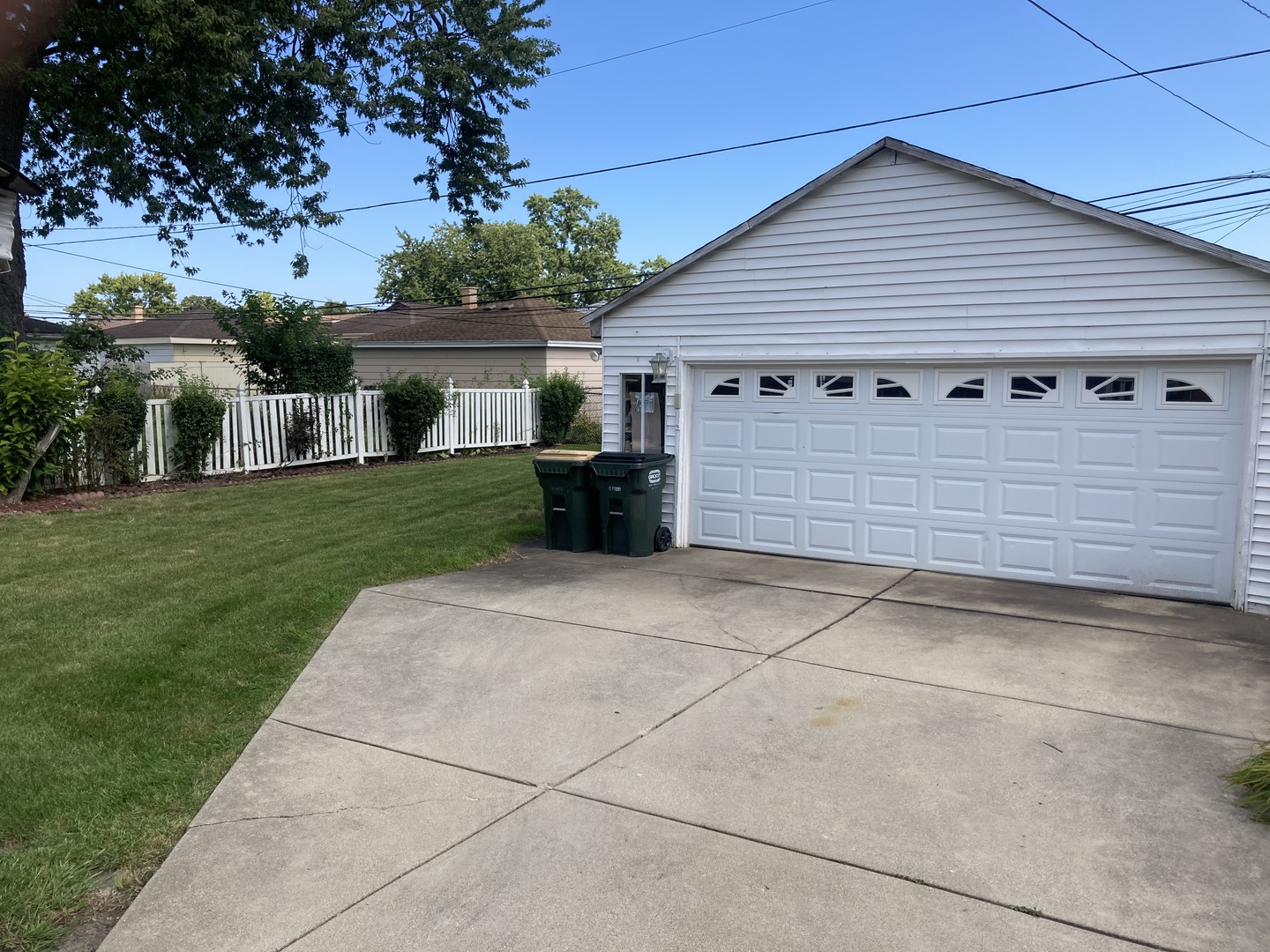 8719 N Oriole Avenue Property Photo 22