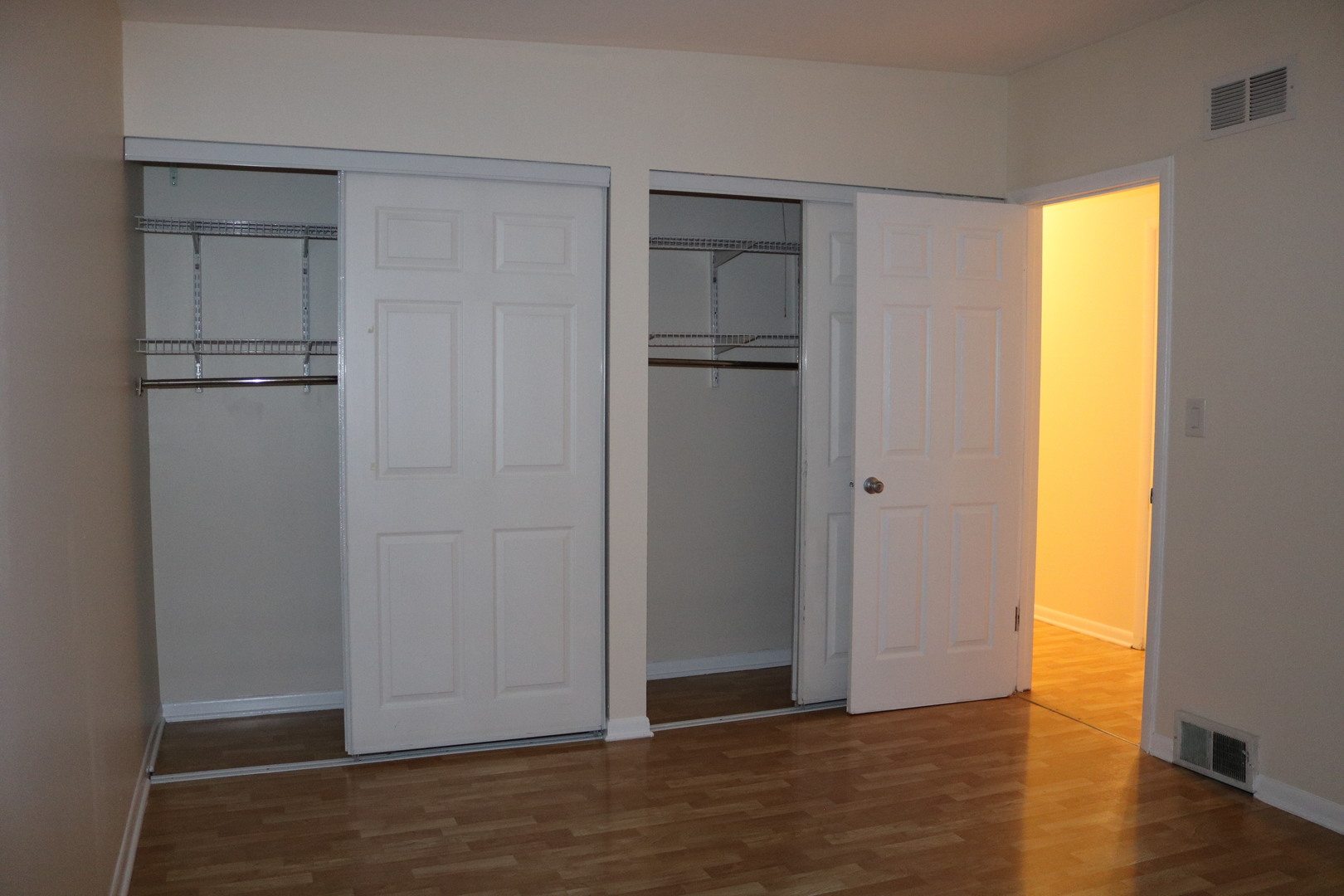 9259 Hamlin Avenue Property Photo 11