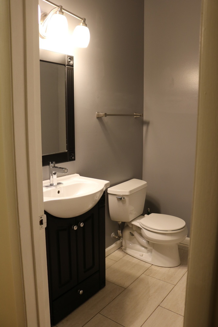 9259 Hamlin Avenue Property Photo 13