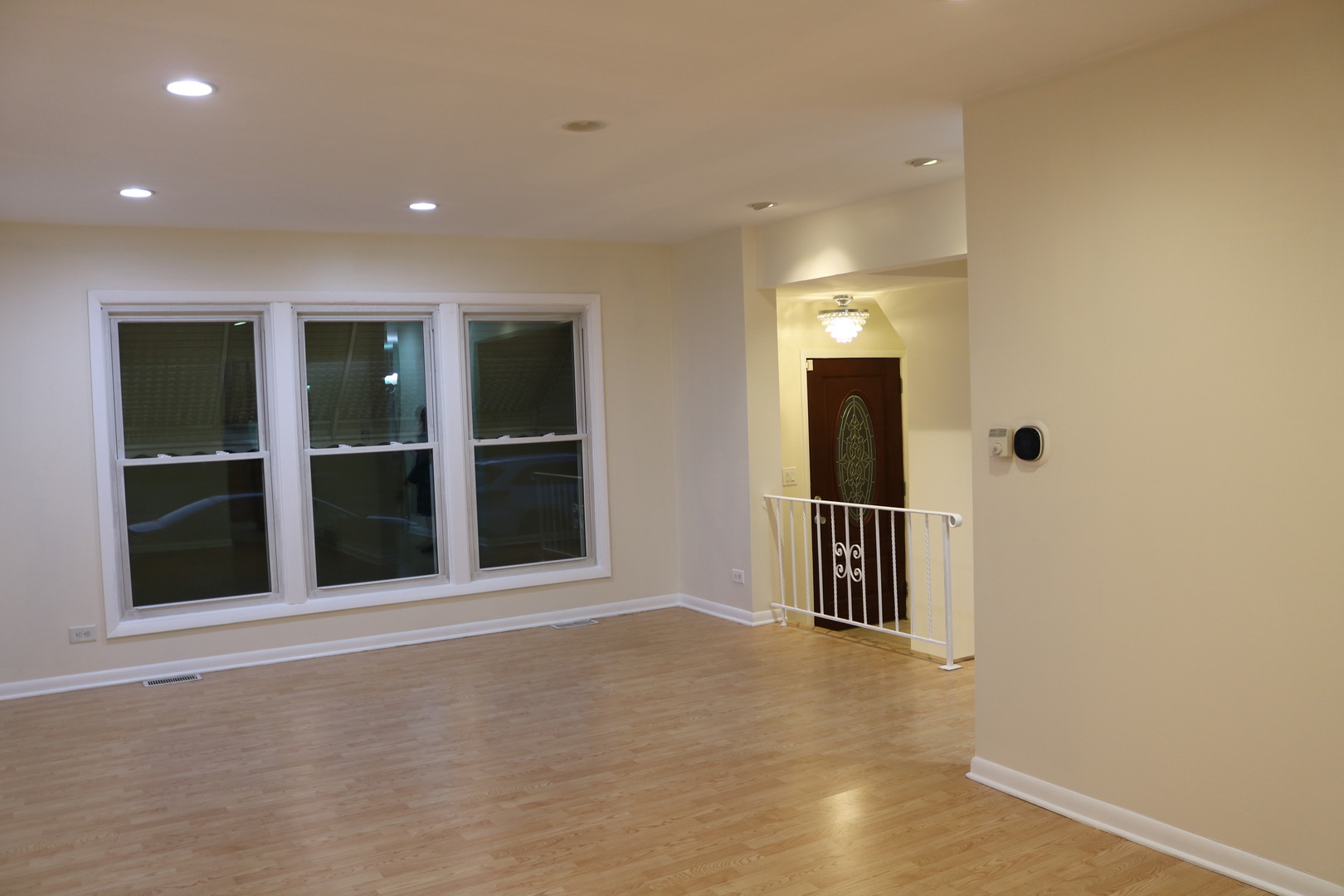9259 Hamlin Avenue Property Photo 14