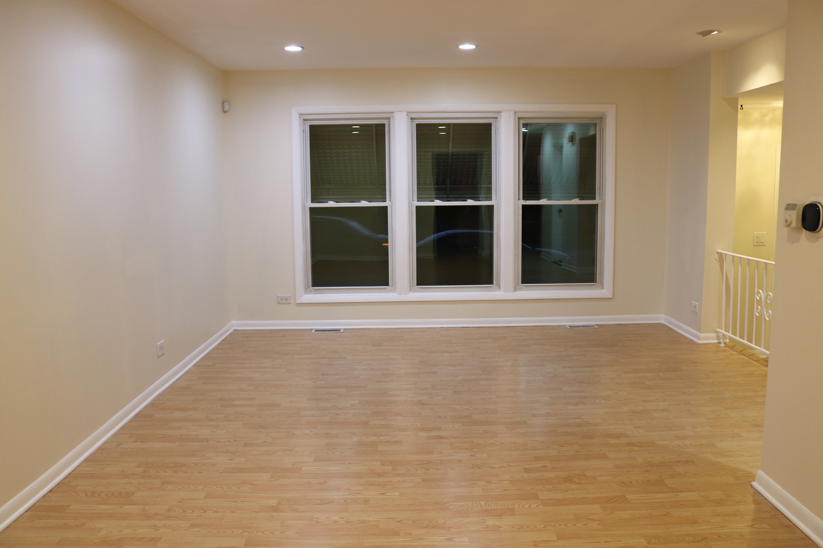 9259 Hamlin Avenue Property Photo 15