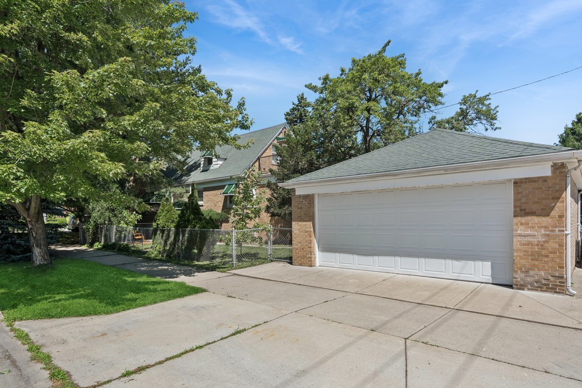 3301 N Newland Avenue Property Photo 29