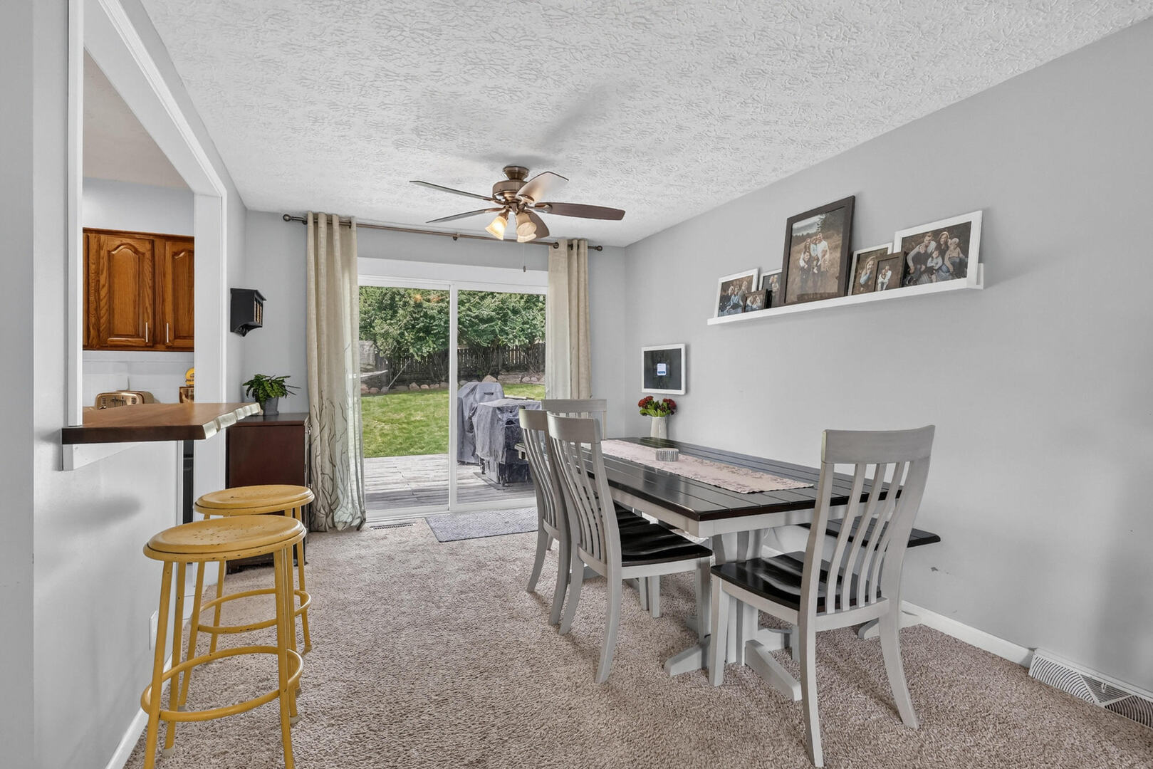 3850 Rolling Wood Court Property Photo 11
