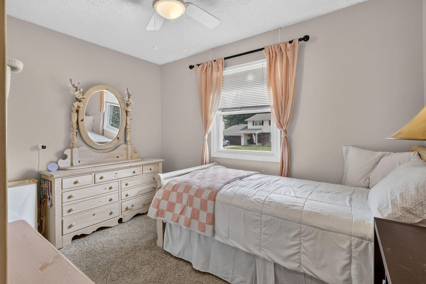 3850 Rolling Wood Court Property Photo 20