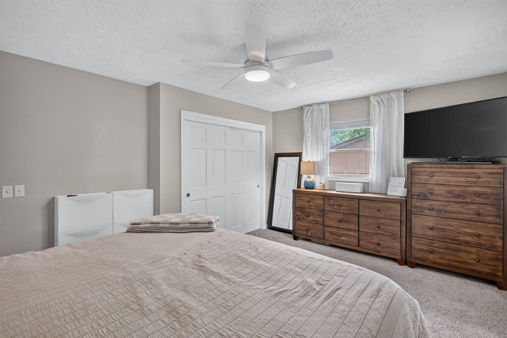 3850 Rolling Wood Court Property Photo 24