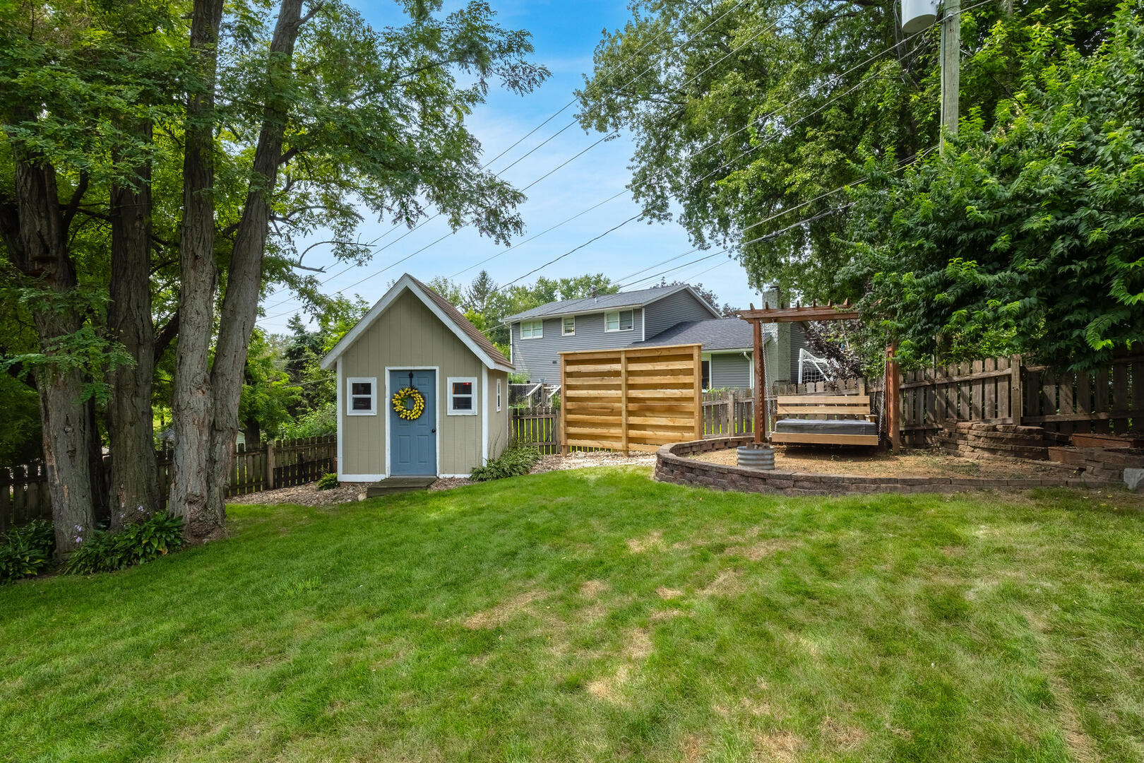 3850 Rolling Wood Court Property Photo 32