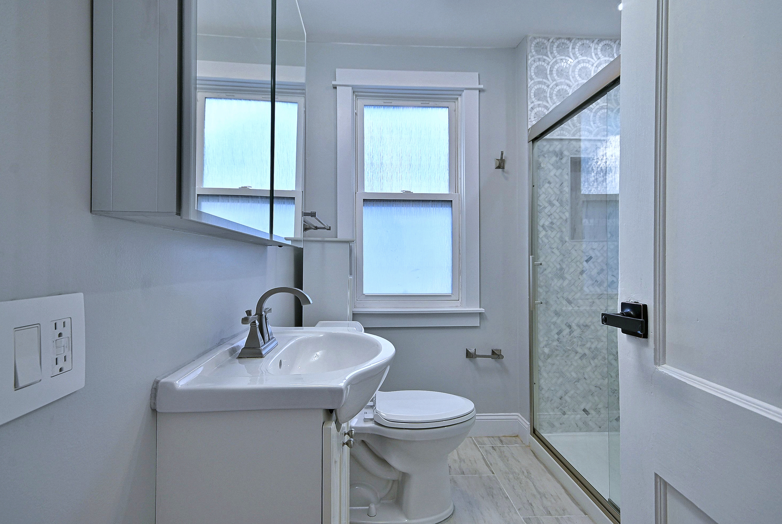 2726 S 60th Court Property Photo 21