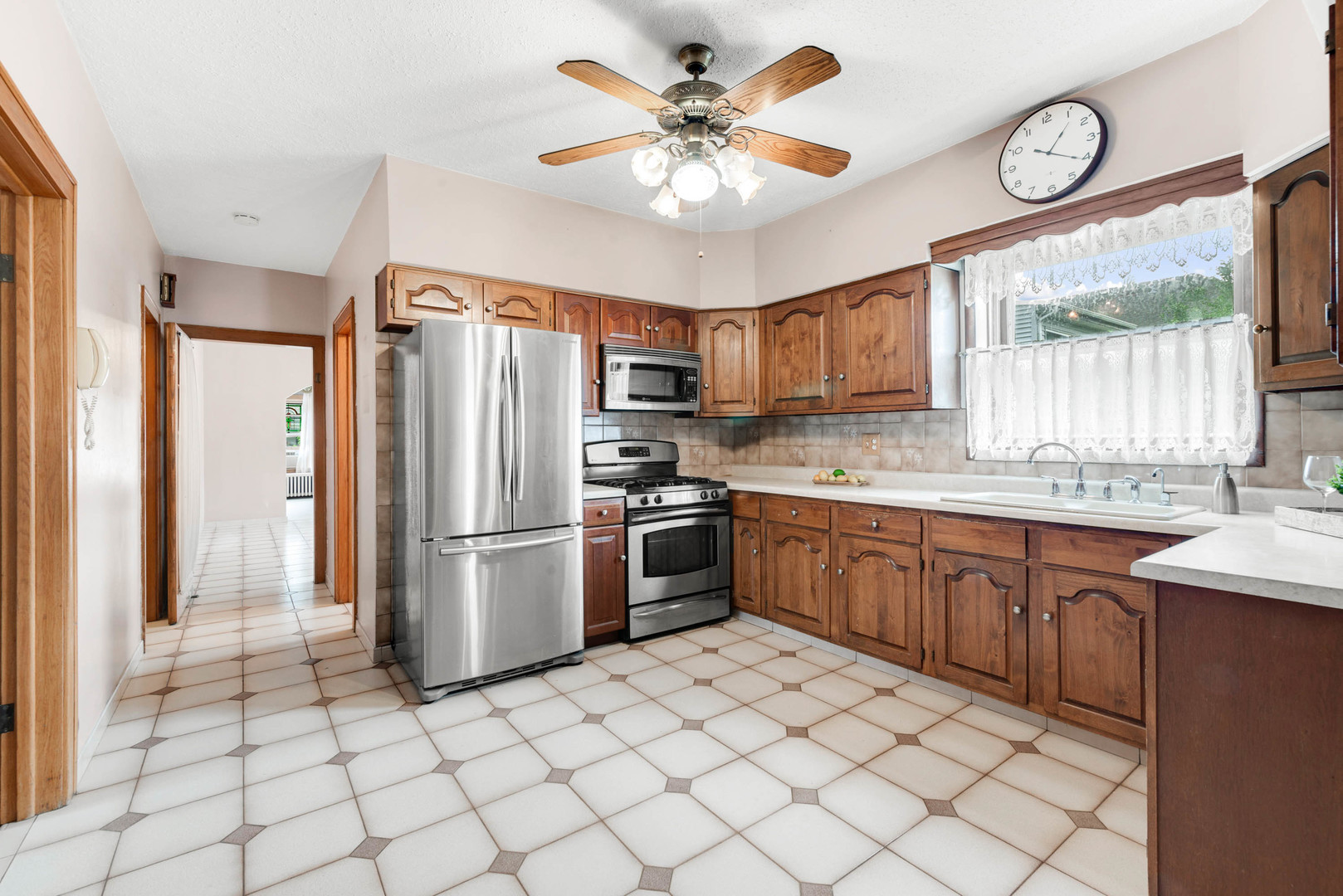 4006 Sunnyside Avenue Property Photo 6