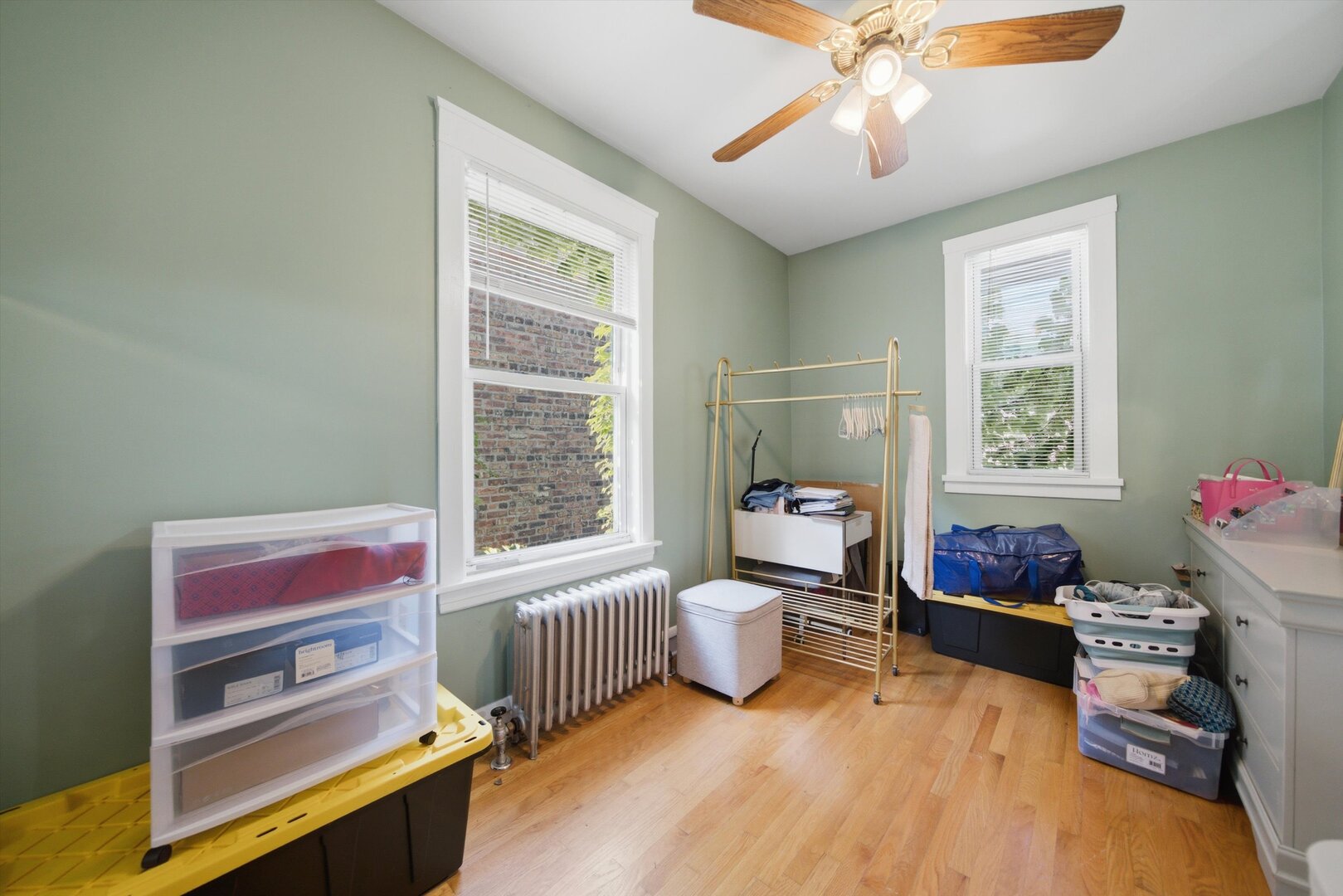 4442 N Sacramento Avenue Property Photo 13