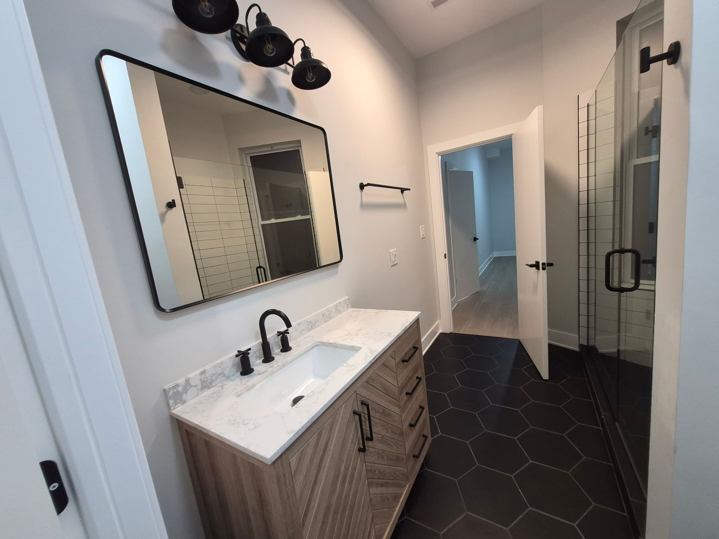 6141 S Greenwood Avenue 1 Property Photo 6