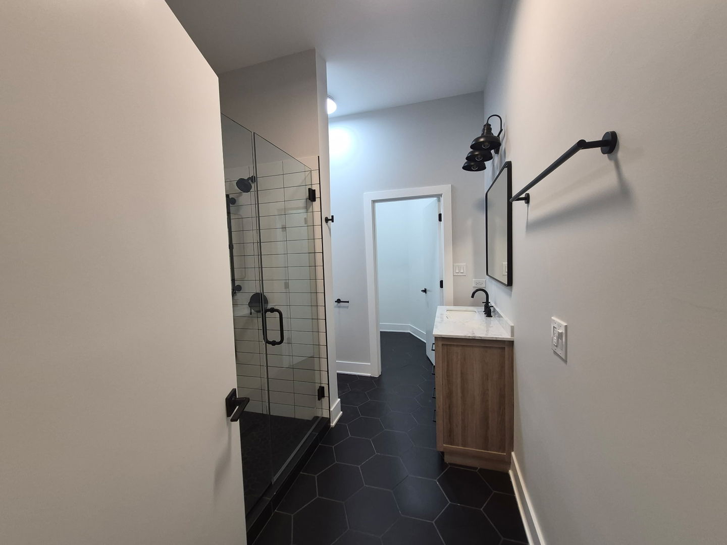 6141 S Greenwood Avenue 1 Property Photo 17