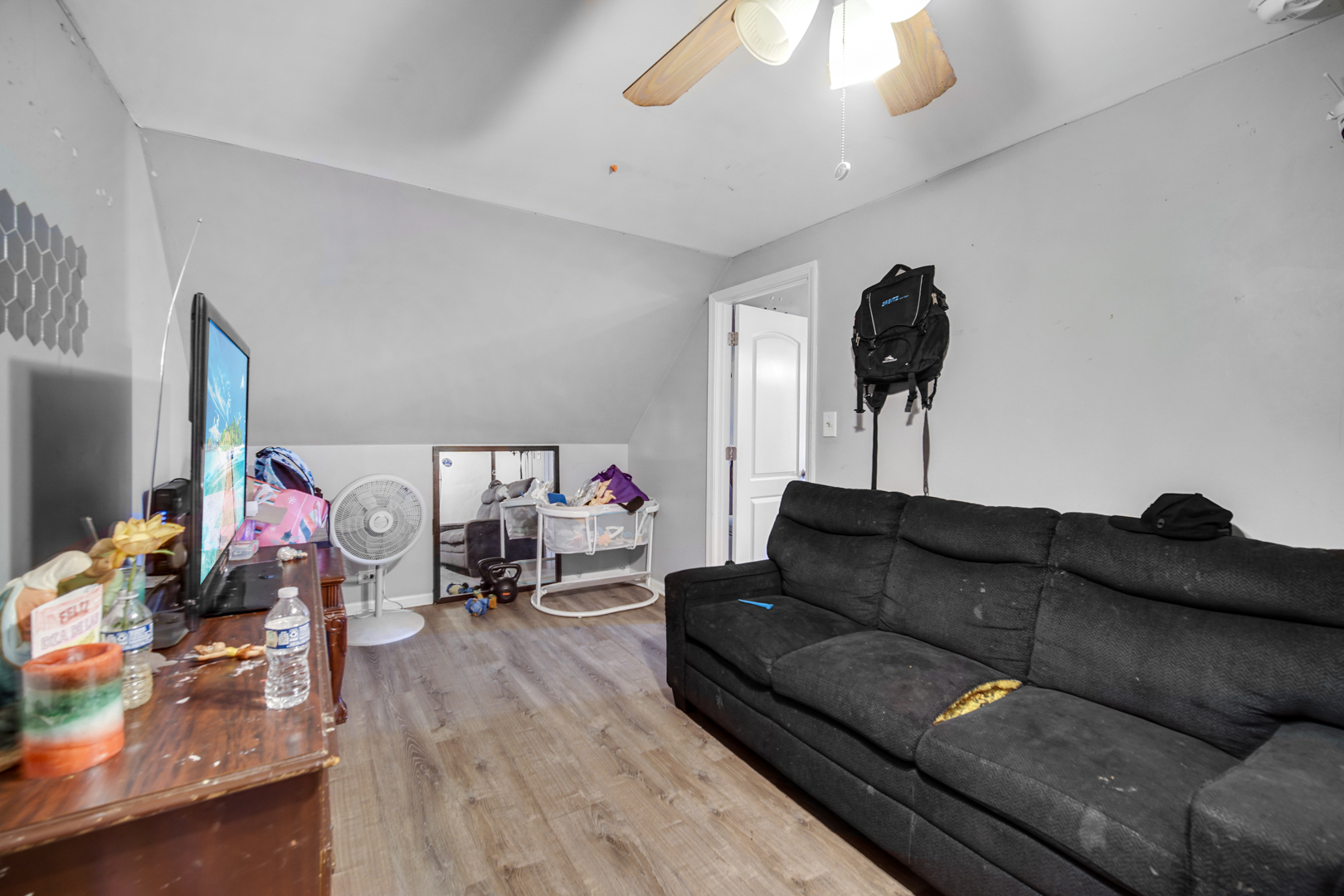 2213 N Kildare Avenue Property Photo 11