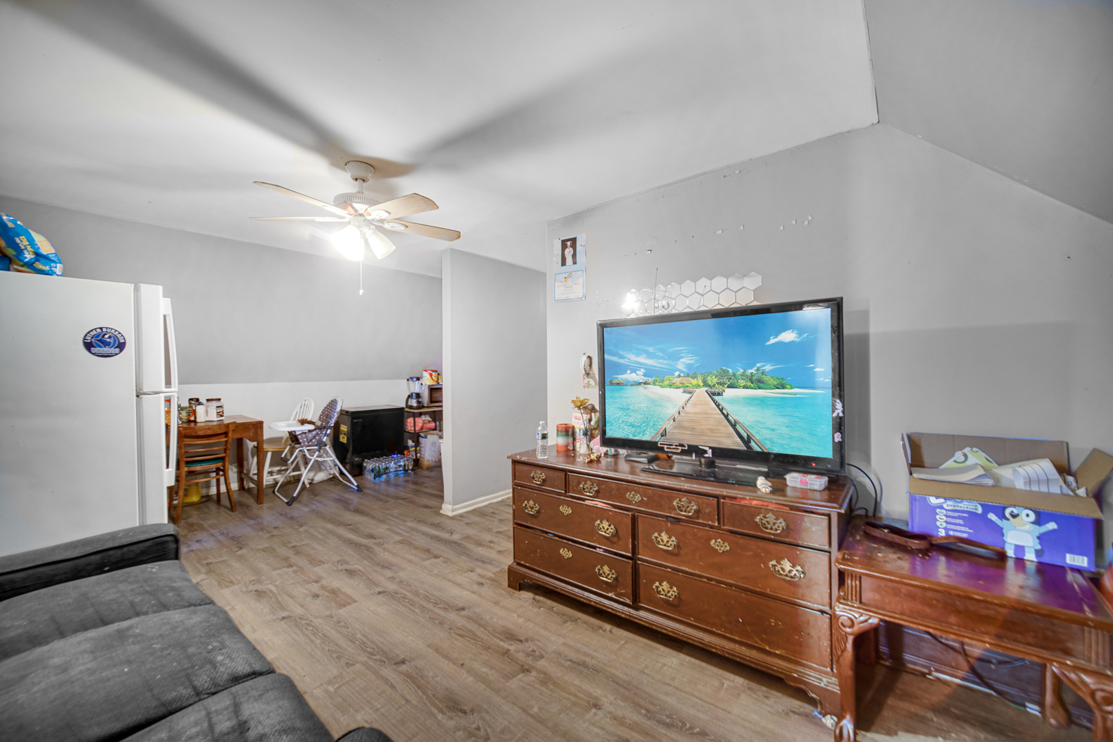2213 N Kildare Avenue Property Photo 12