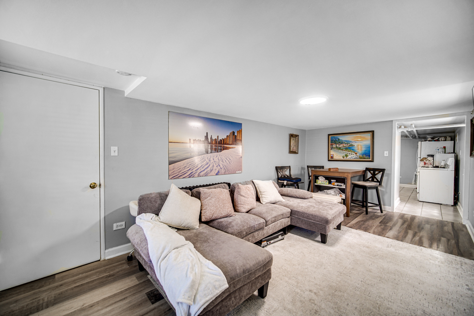 2213 N Kildare Avenue Property Photo 16