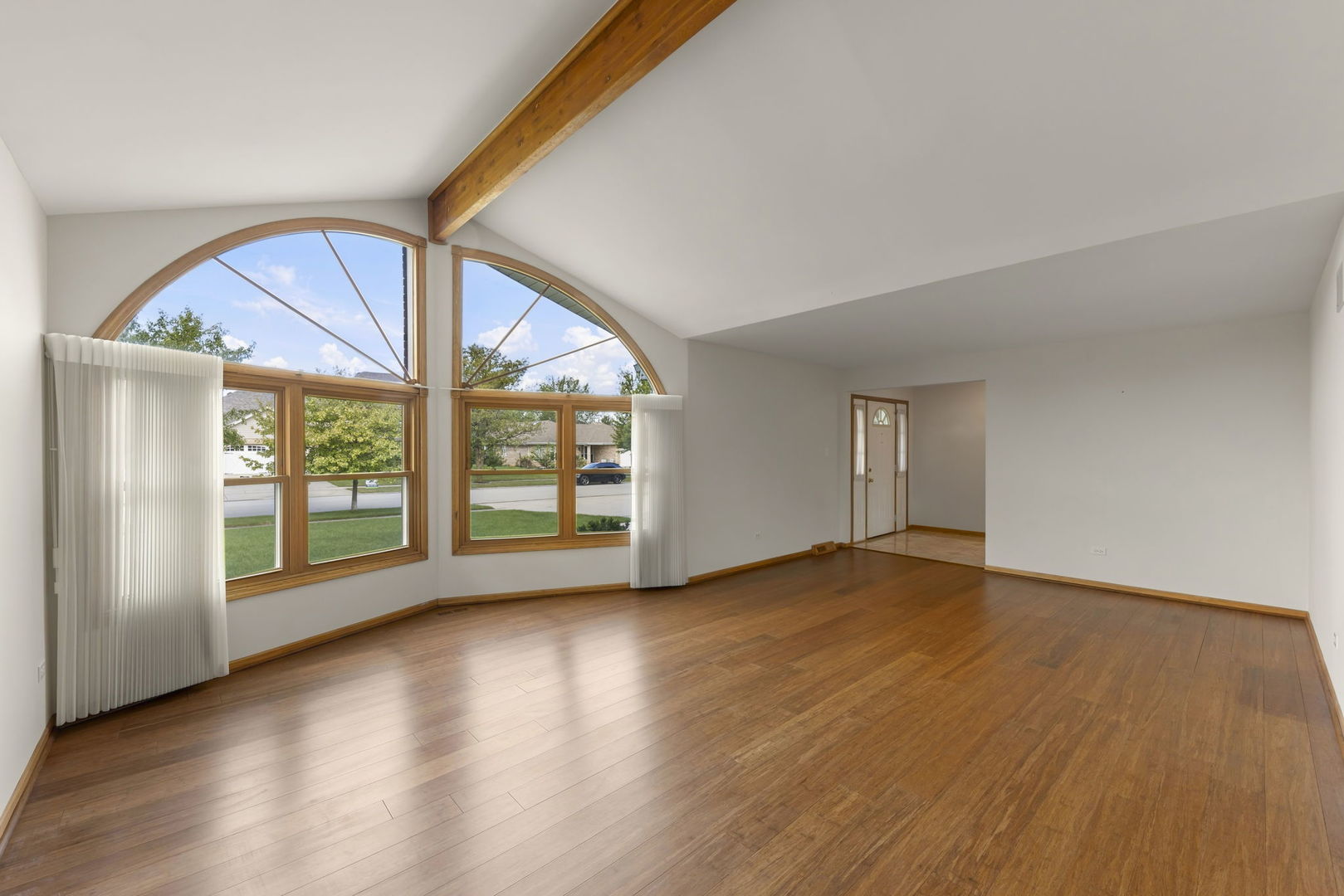 19451 Stonehenge Drive Property Photo 5